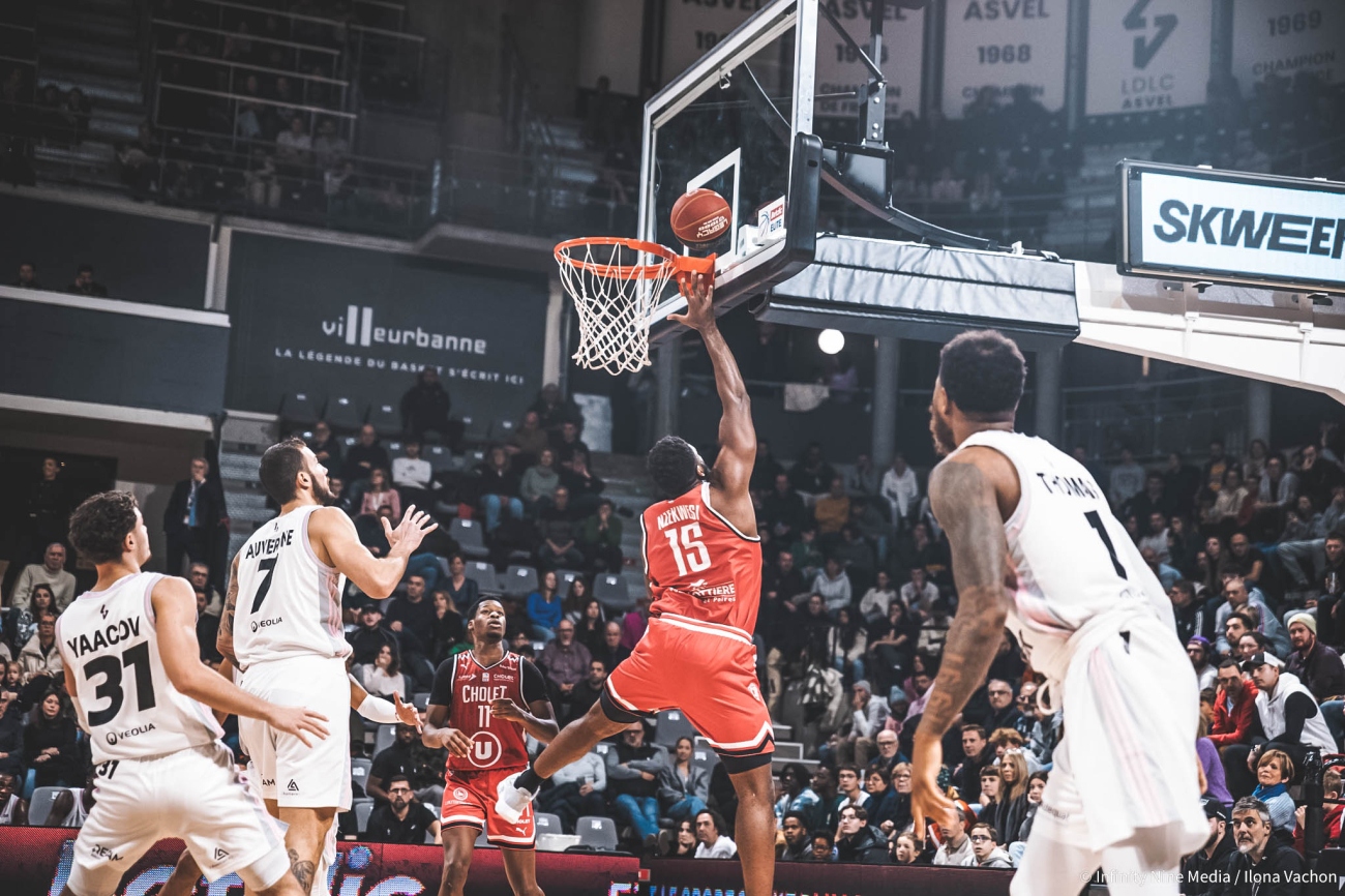 Emmanuel Nzekwesi vs Asvel 14-01-24
