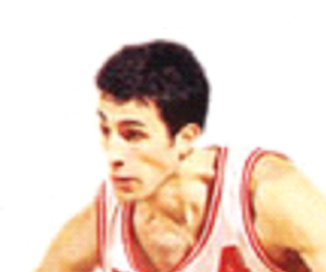 SURVETEMENT COLLECTOR JOUEUR N°4 CHOLET BASKET 1994 EPOQUE