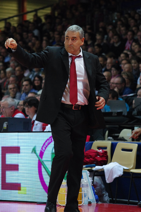 Des nouvelles de JeanManuel SOUSA devient entraîneur de Saint