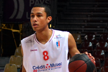 Johan Clet et Ywen Smock convoqués en Équipe de France U18 Cholet Basket