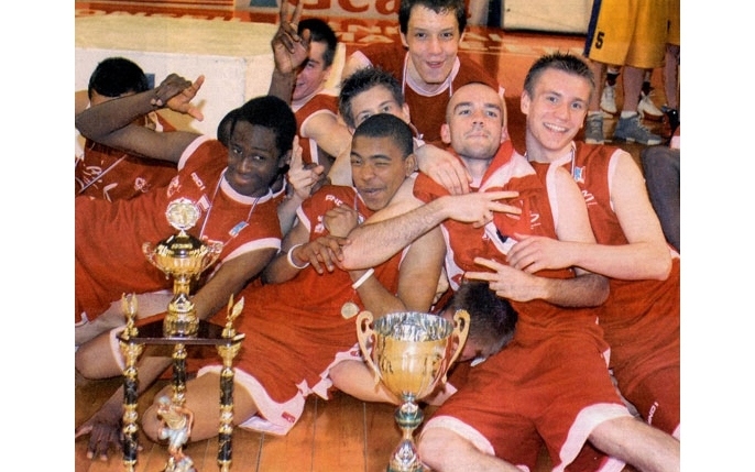 imagecadets_cholet-basket_les_vainqueurs_du_tournoi_international_05-06.jpg