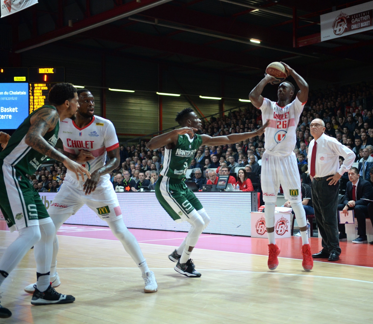 Pape Sy vs Nanterre 18-19