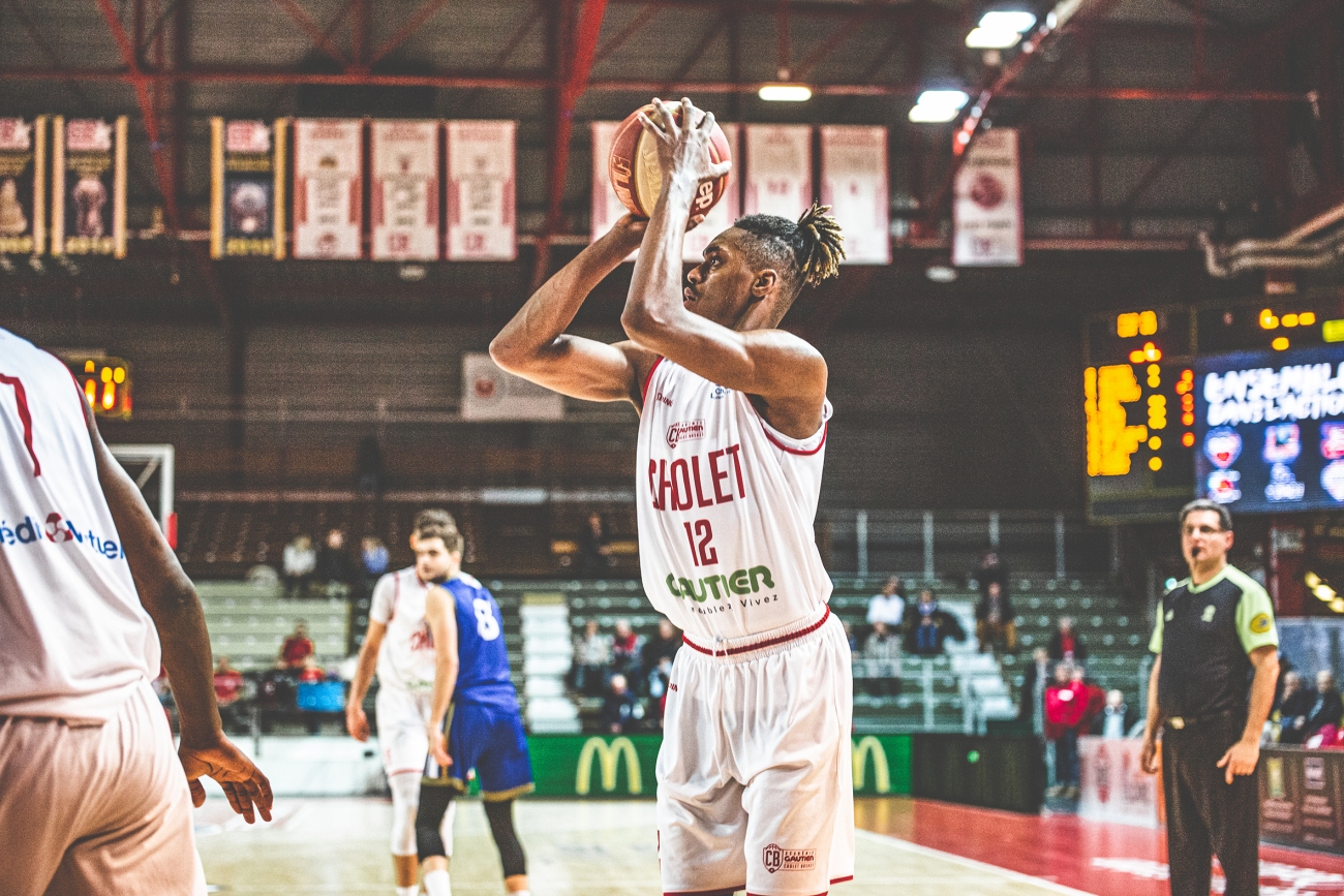 Rodney Rolle vs Châlons-Reims