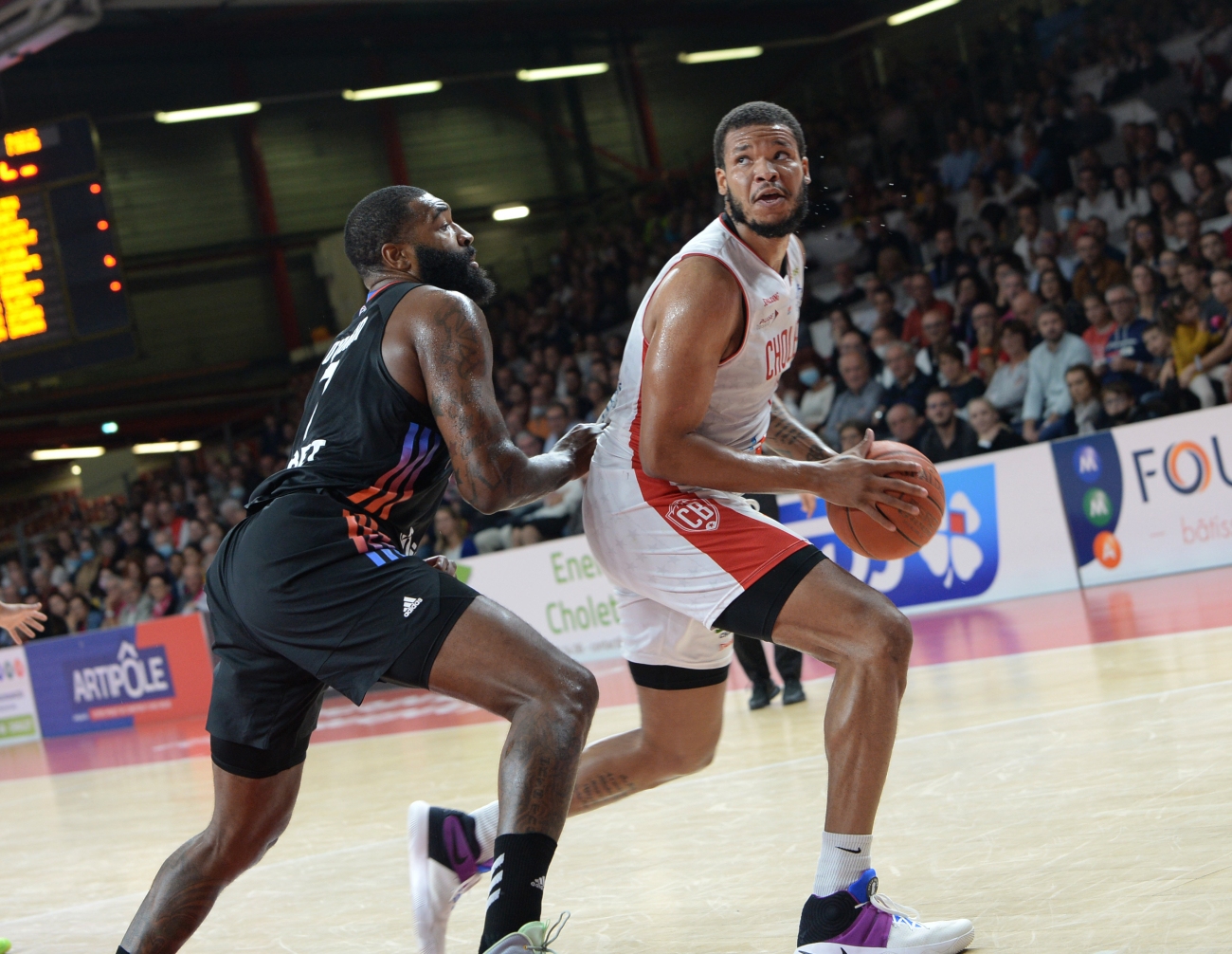 Kennedy Meeks vs Paris (16/10/2021)