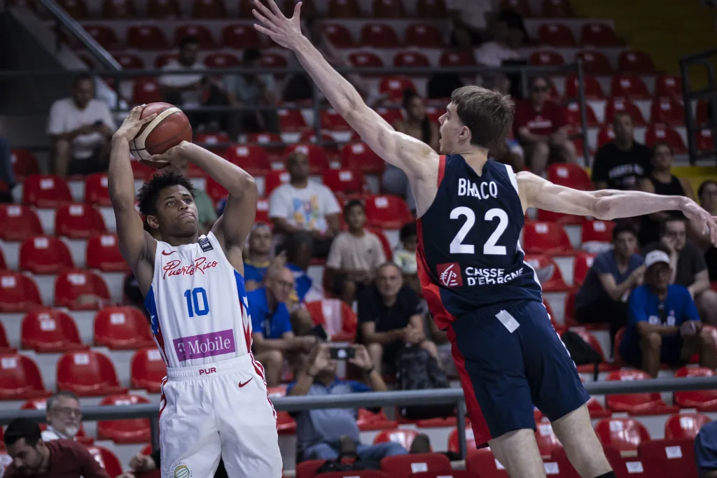 © FIBA