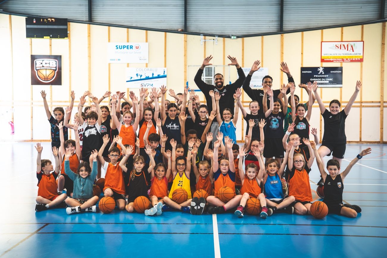 cleveland melvin iii et darel poirier en visite au club de saint christophe du bois 15