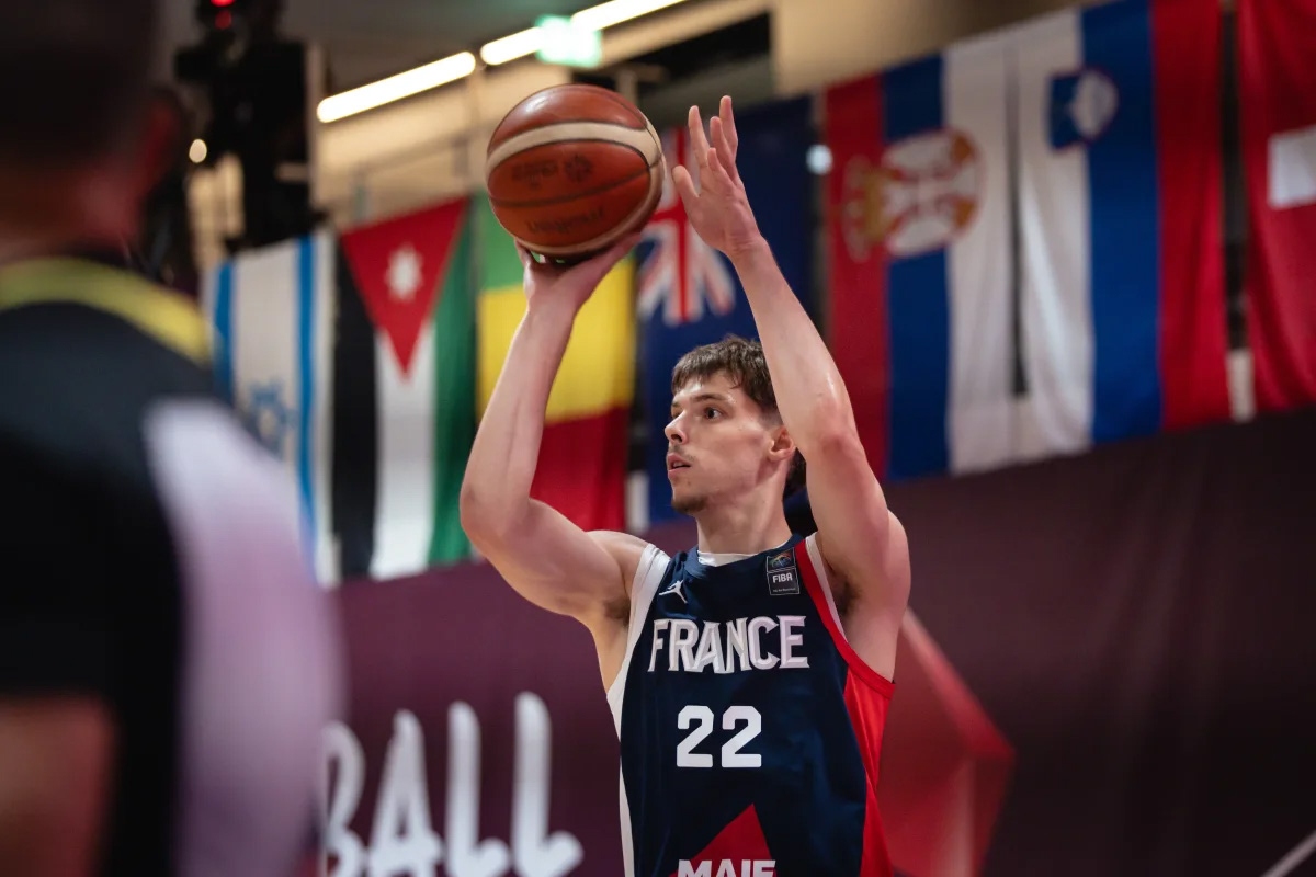 ©FIBA