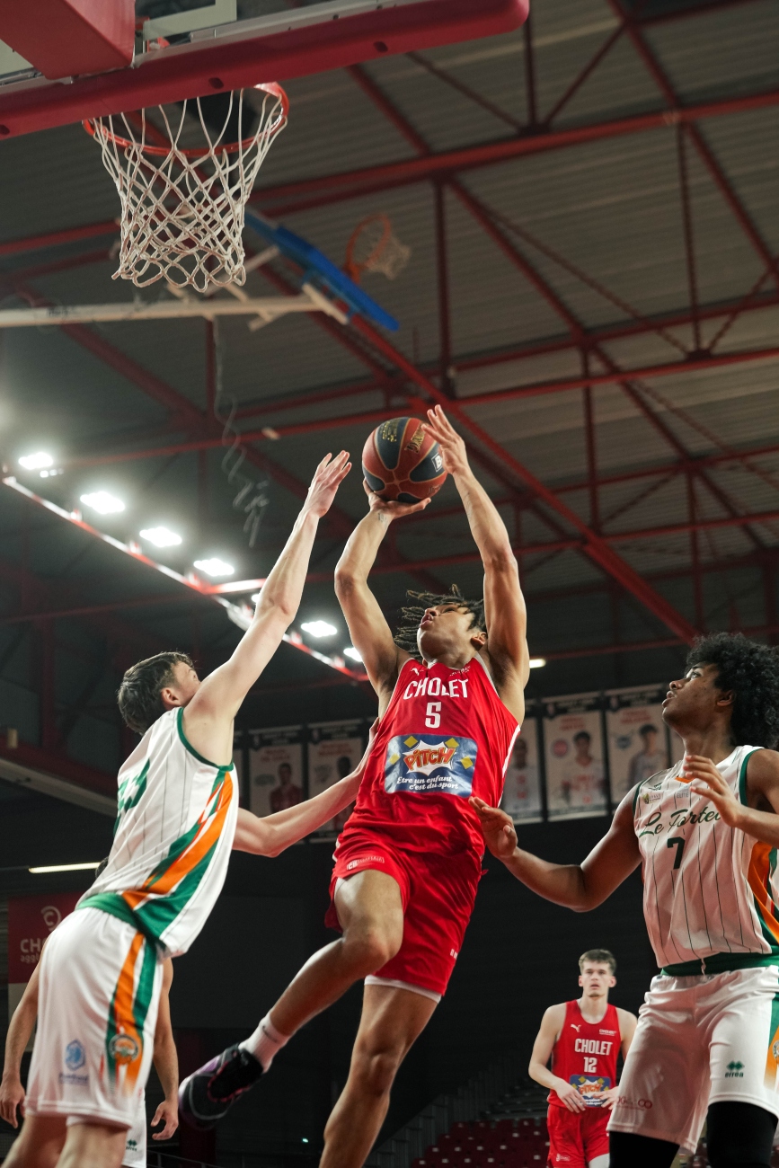 Ange Buzer- ©revioo.mov