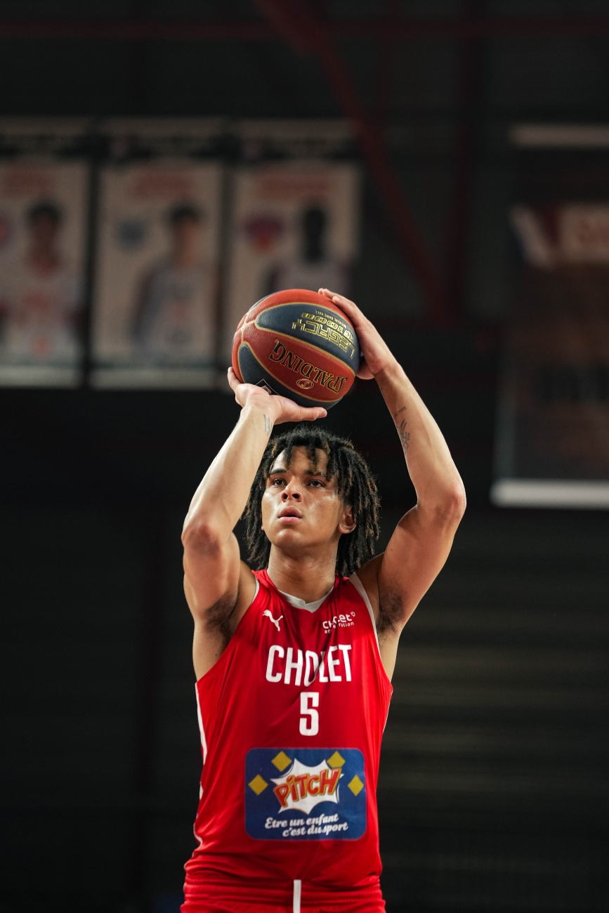 Ange Buzer- ©revioo.mov