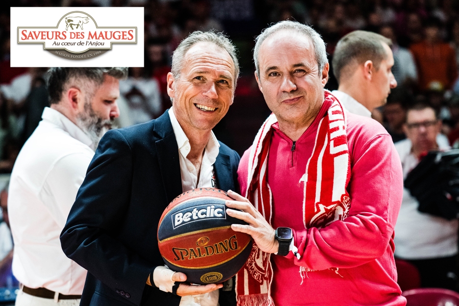 photo site parrain du match cb paris 09 06 26 Thumbnail