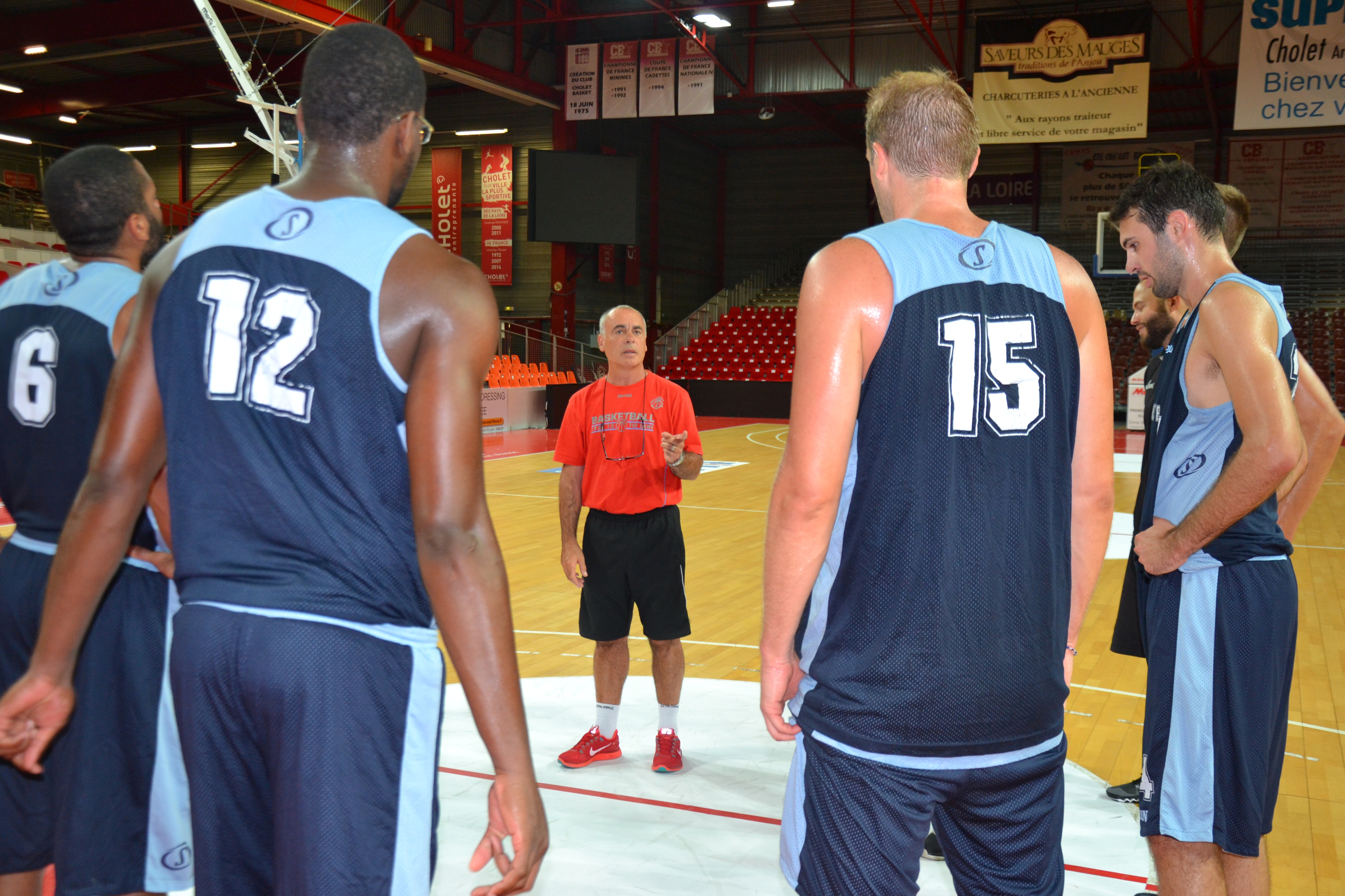 Murphey HOLLOWAY, Trevon HUGHES et Anthony GOODS