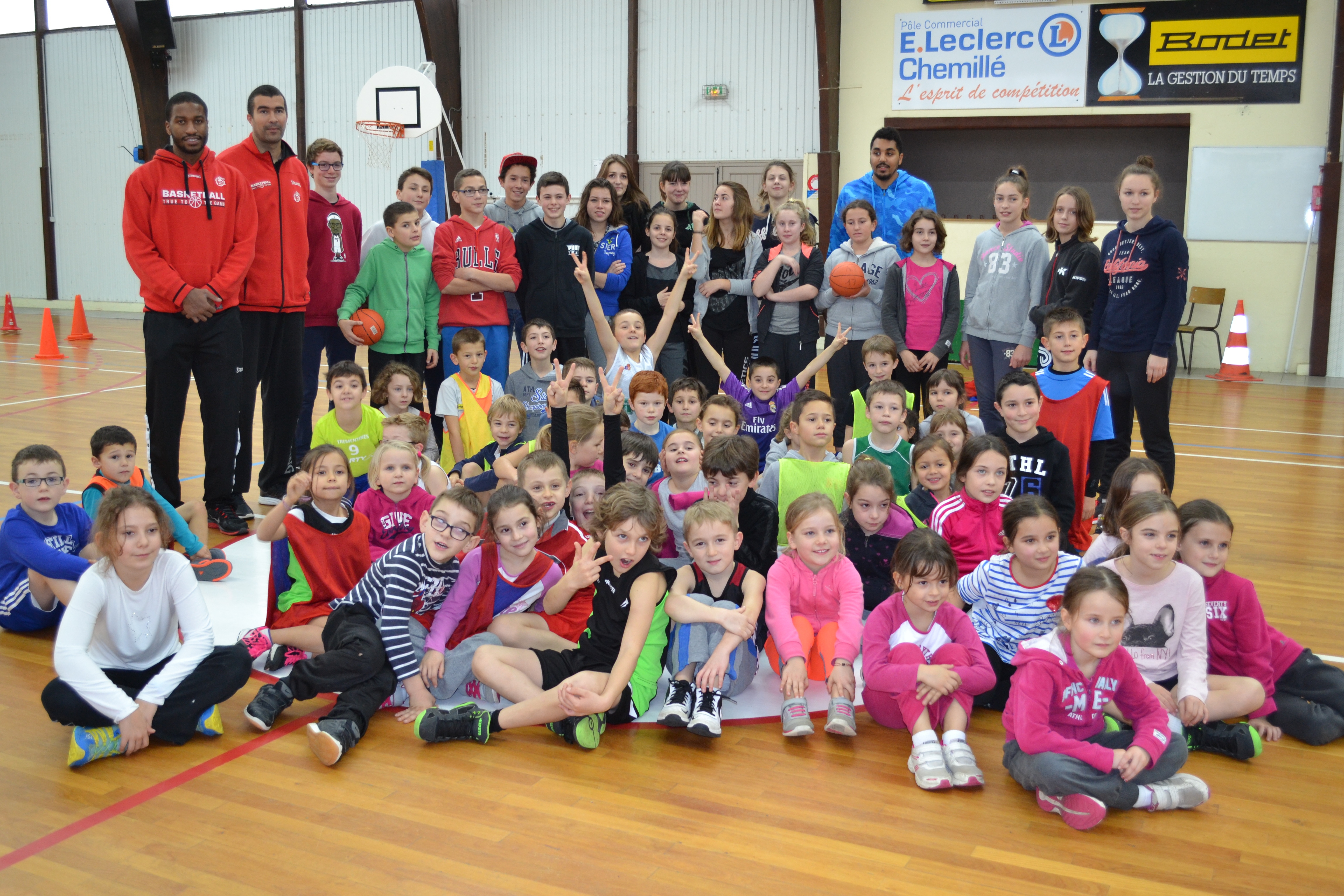 Anthony GOODS et Jérôme NAVIER à l'entraînement spécial Kinder de Trémentines le 18/12/15.