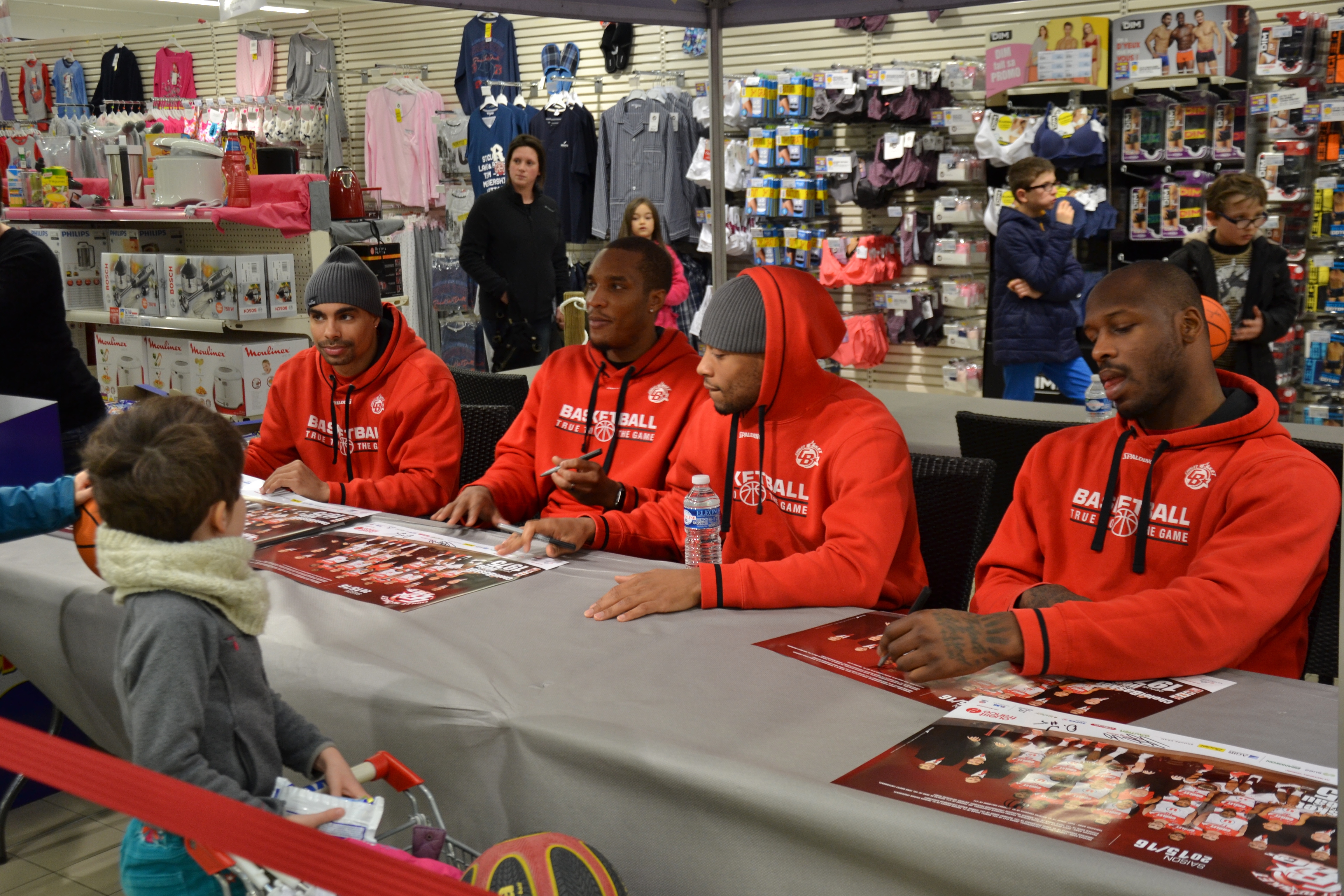 DaShaun WOOD, JP PRINCE, Trevon HUGUES et Murphey HOLLOWAY