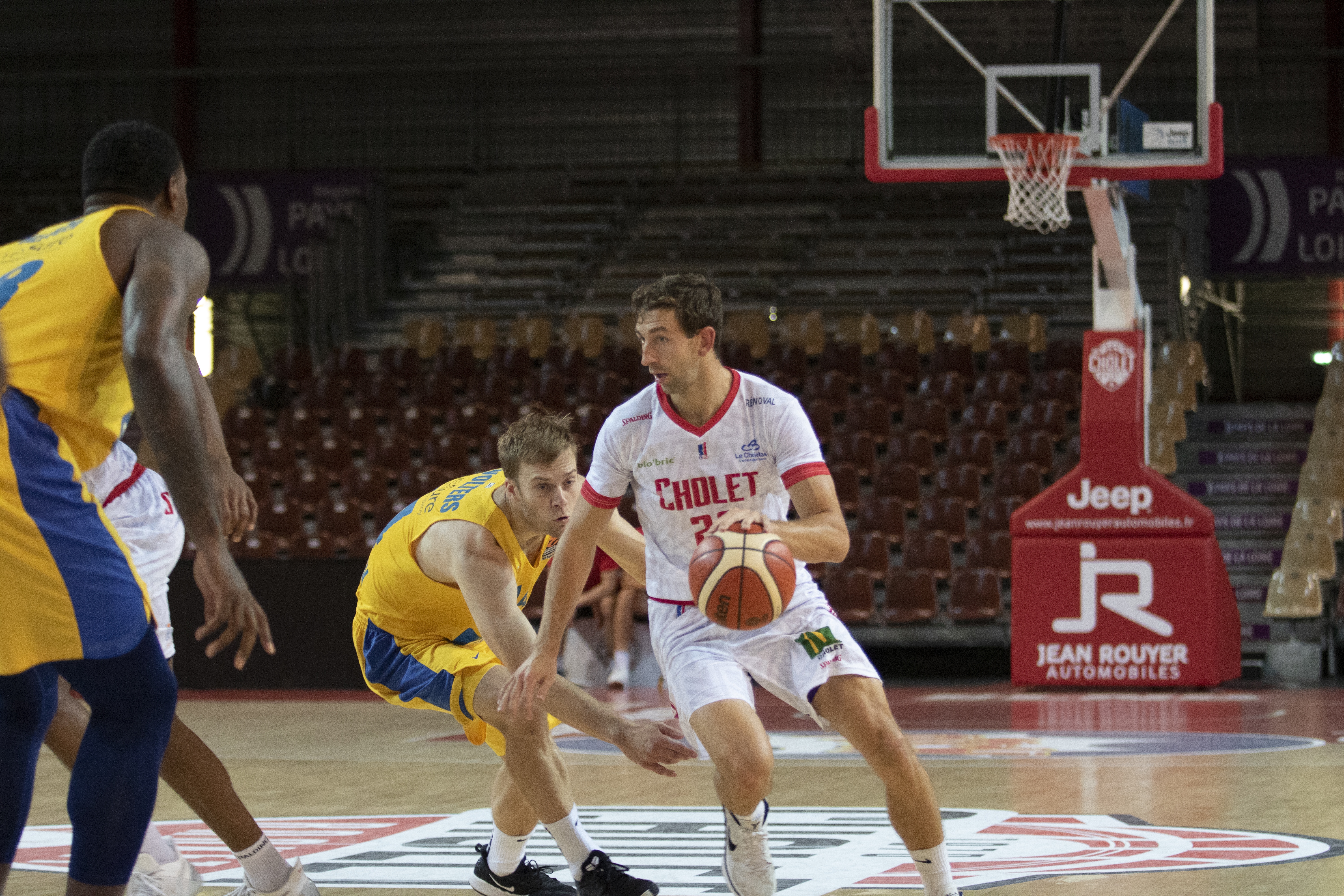 CB vs Maccabi / Simon Godet