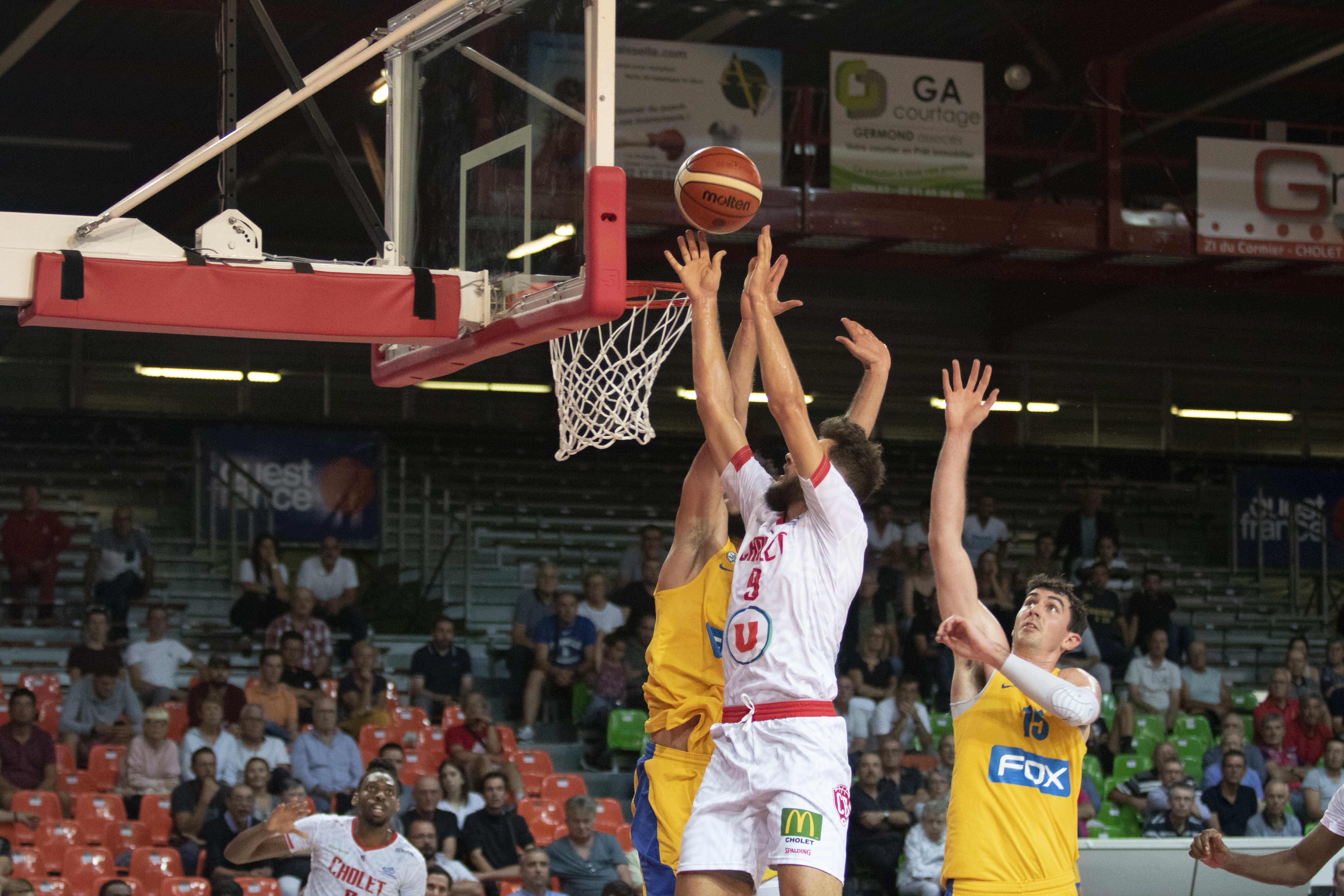 CB vs Maccabi / Simon Godet