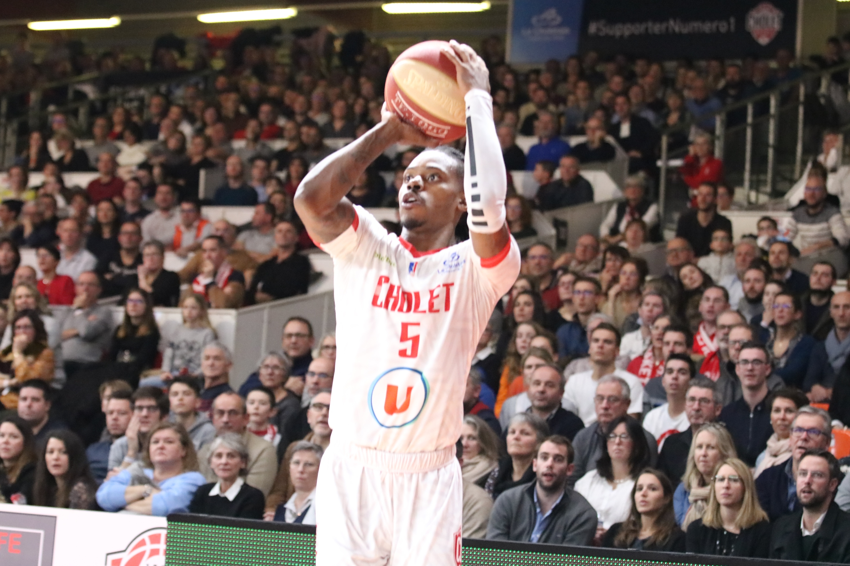 Jalen Riley vs Gravelines