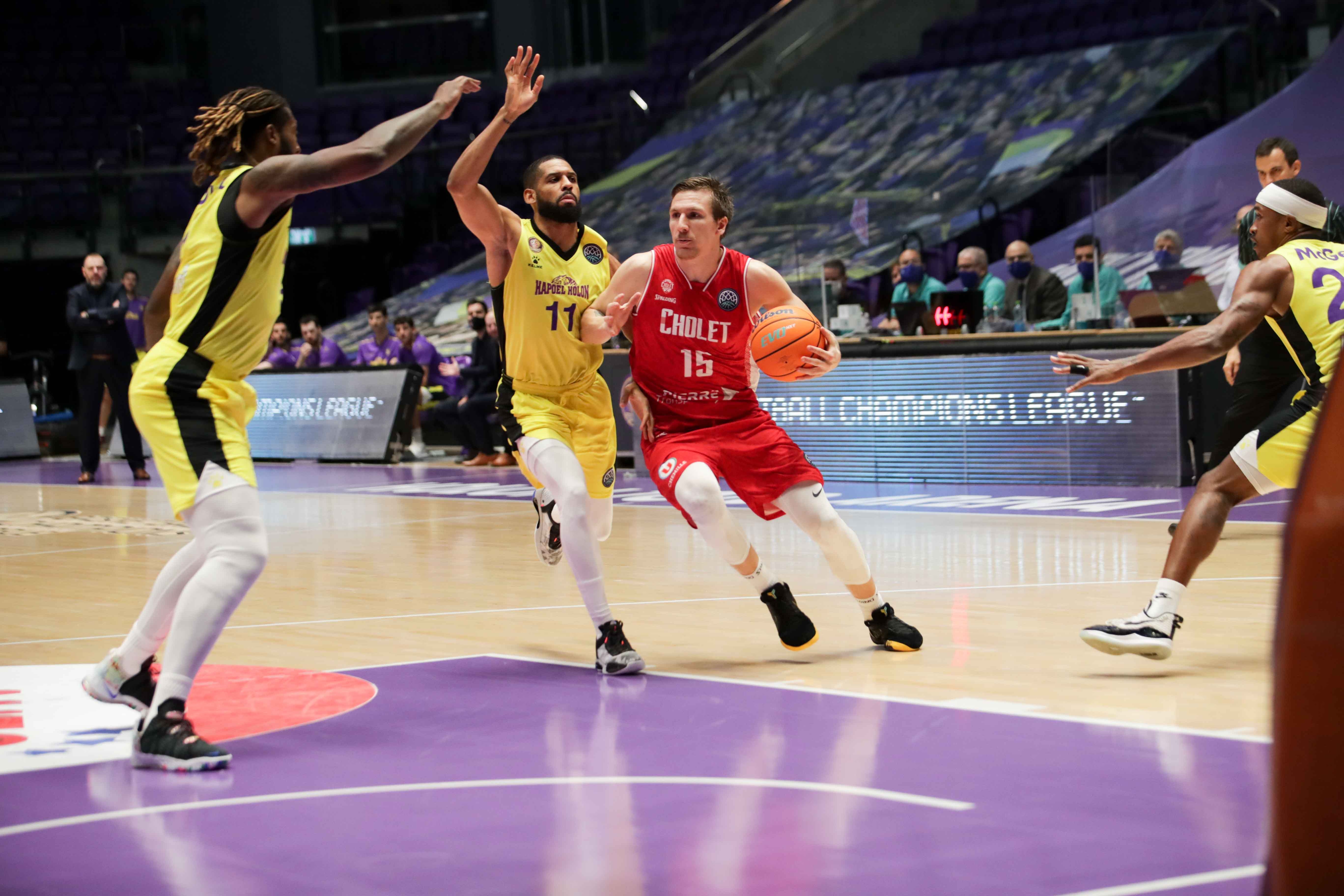 HAPOEL HOLON VS CHOLET BASKET (10-11-20)