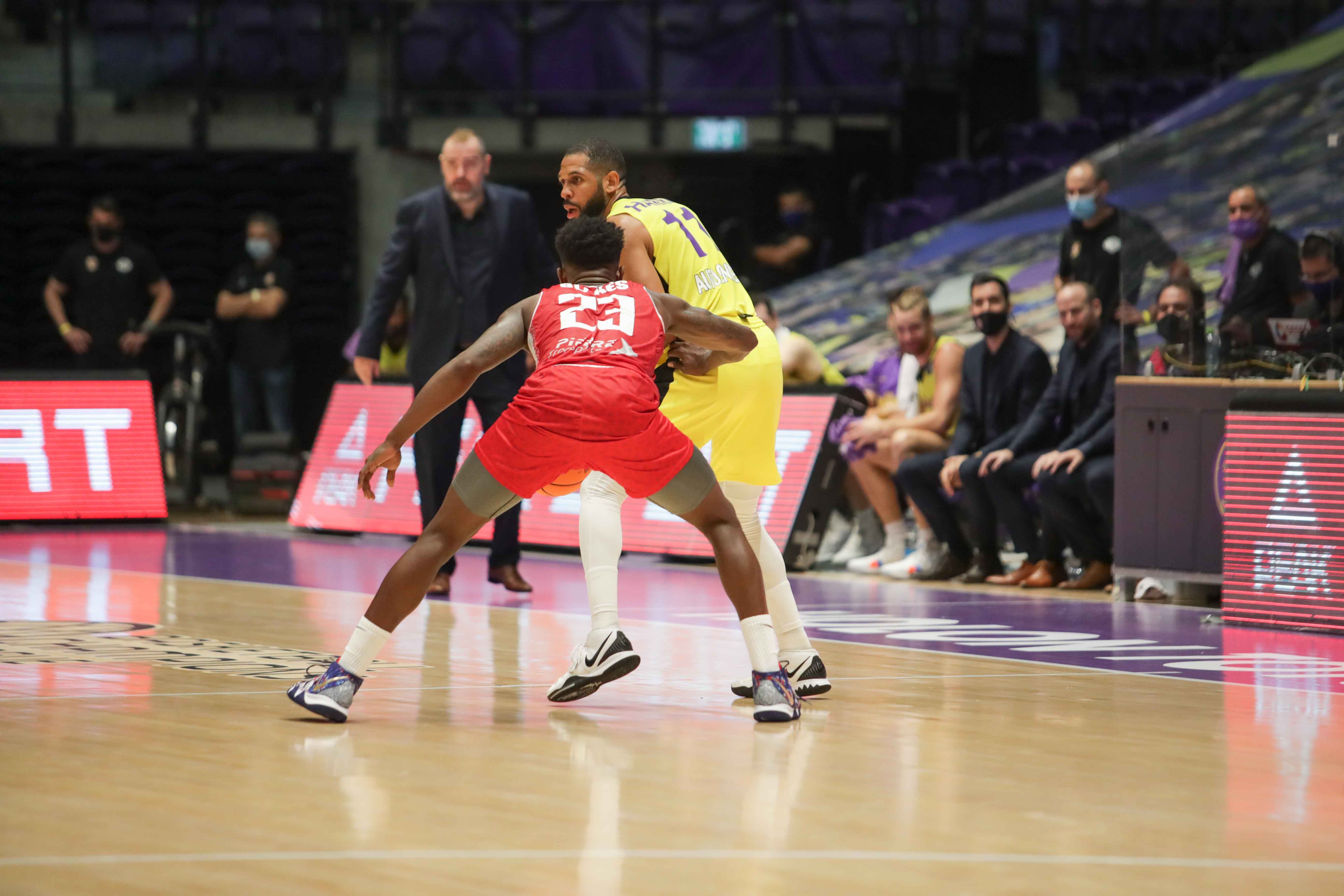 HAPOEL HOLON VS CHOLET BASKET (10-11-20)