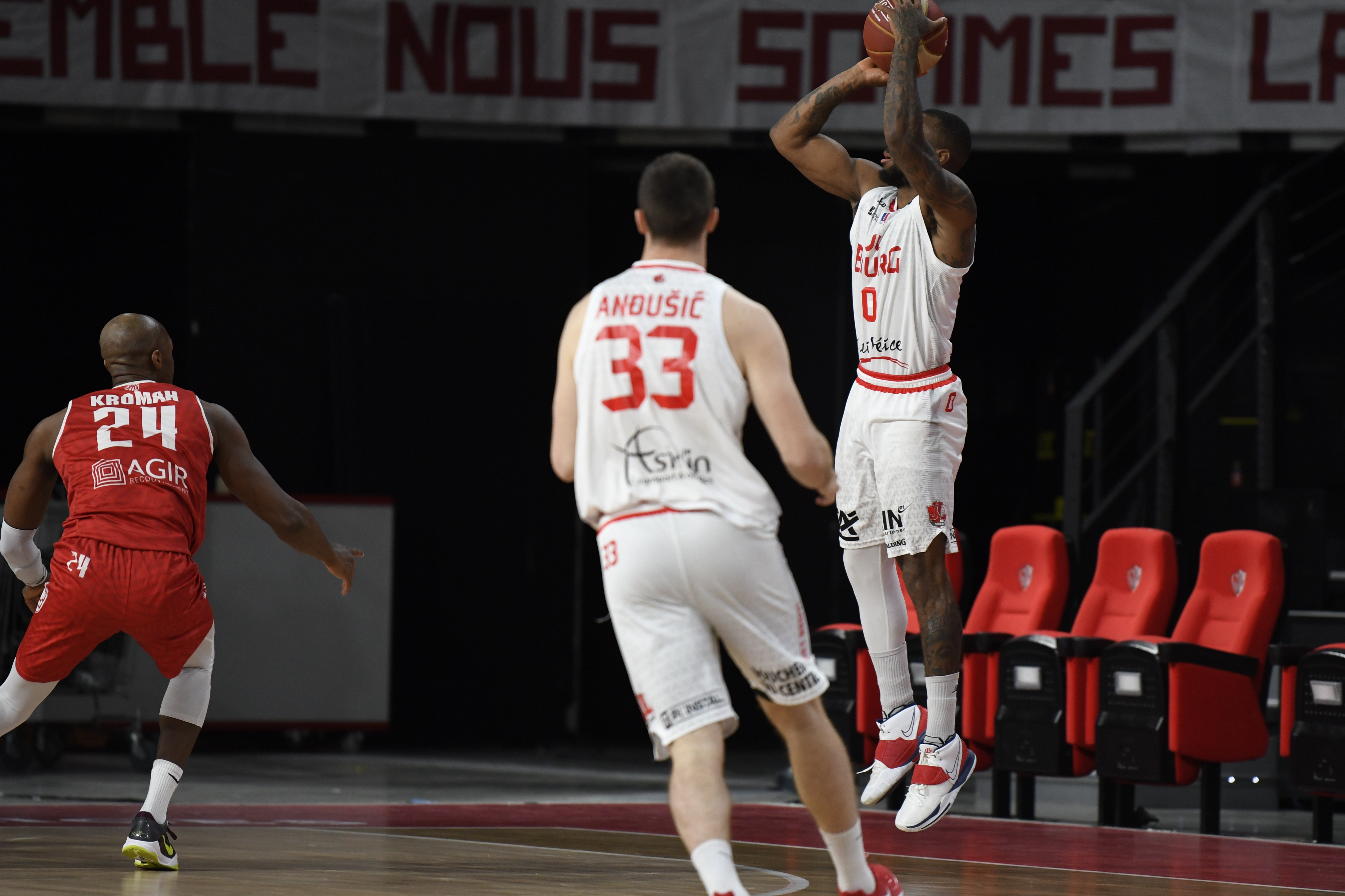 JL BOURG VS CHOLET BASKET (20-04-21)