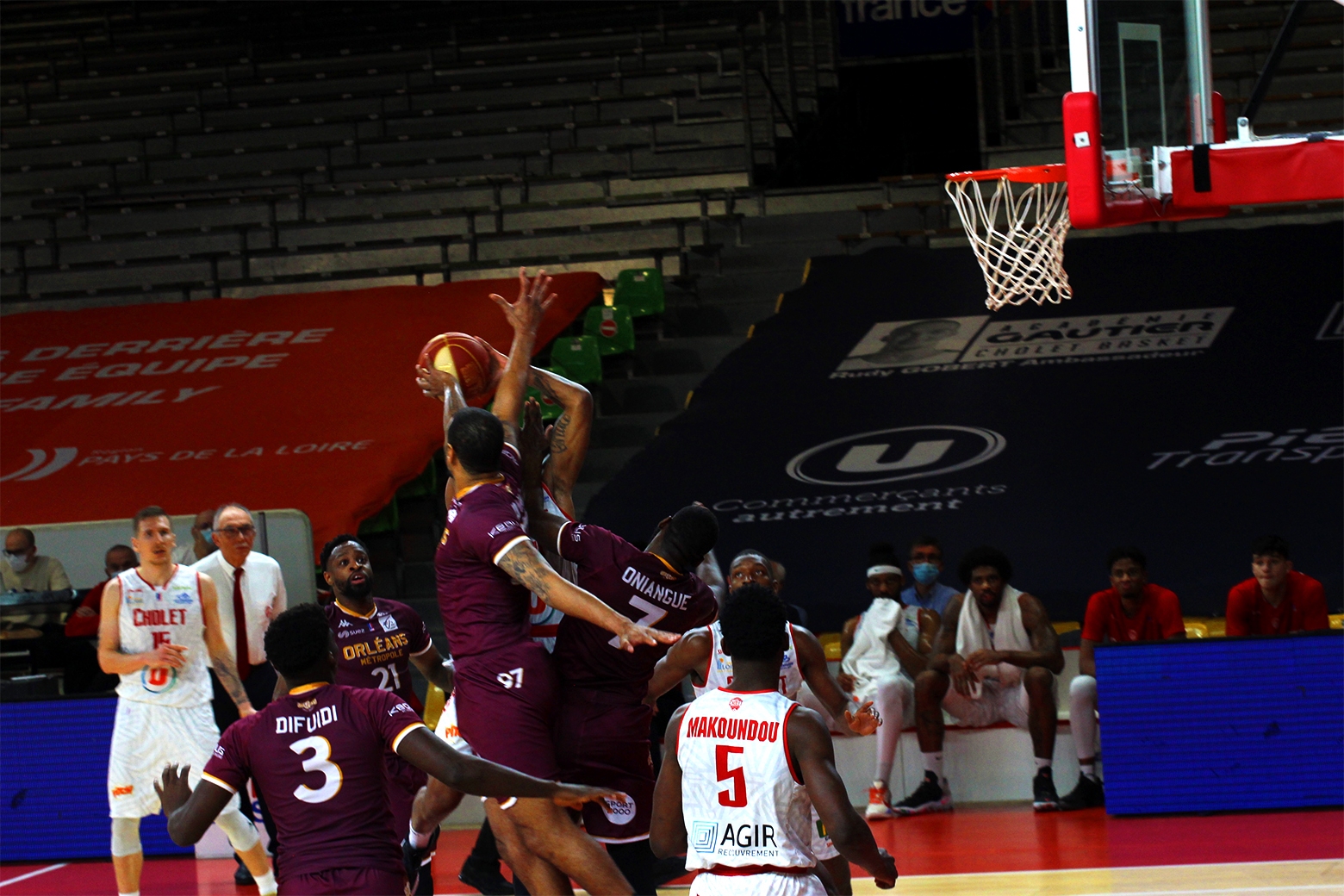 CHOLET BASKET VS ORLEANS (27-03-21)