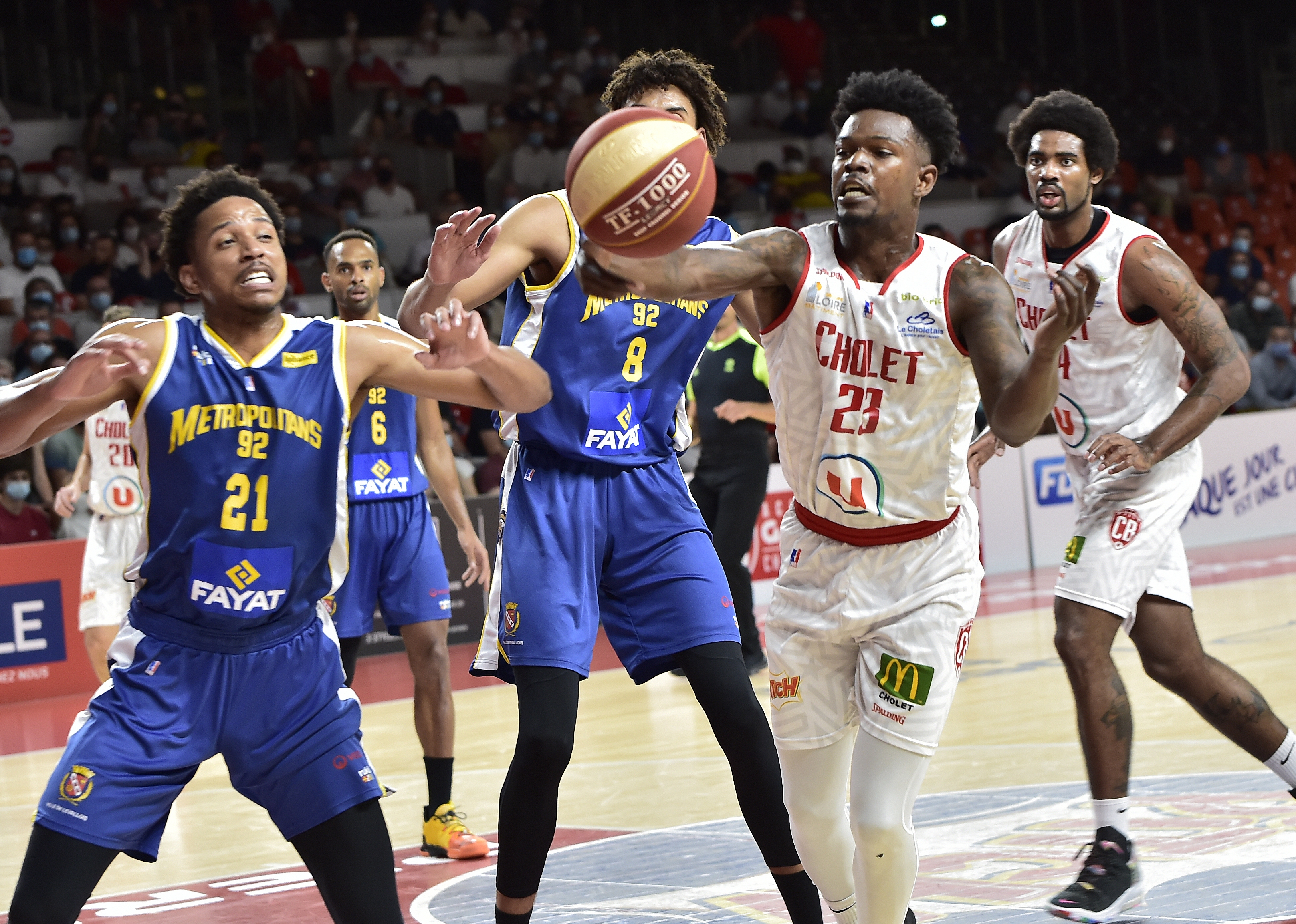 Gerry BLAKESVS BOULOGNE-LEVALLOIS METROPOLITAINS