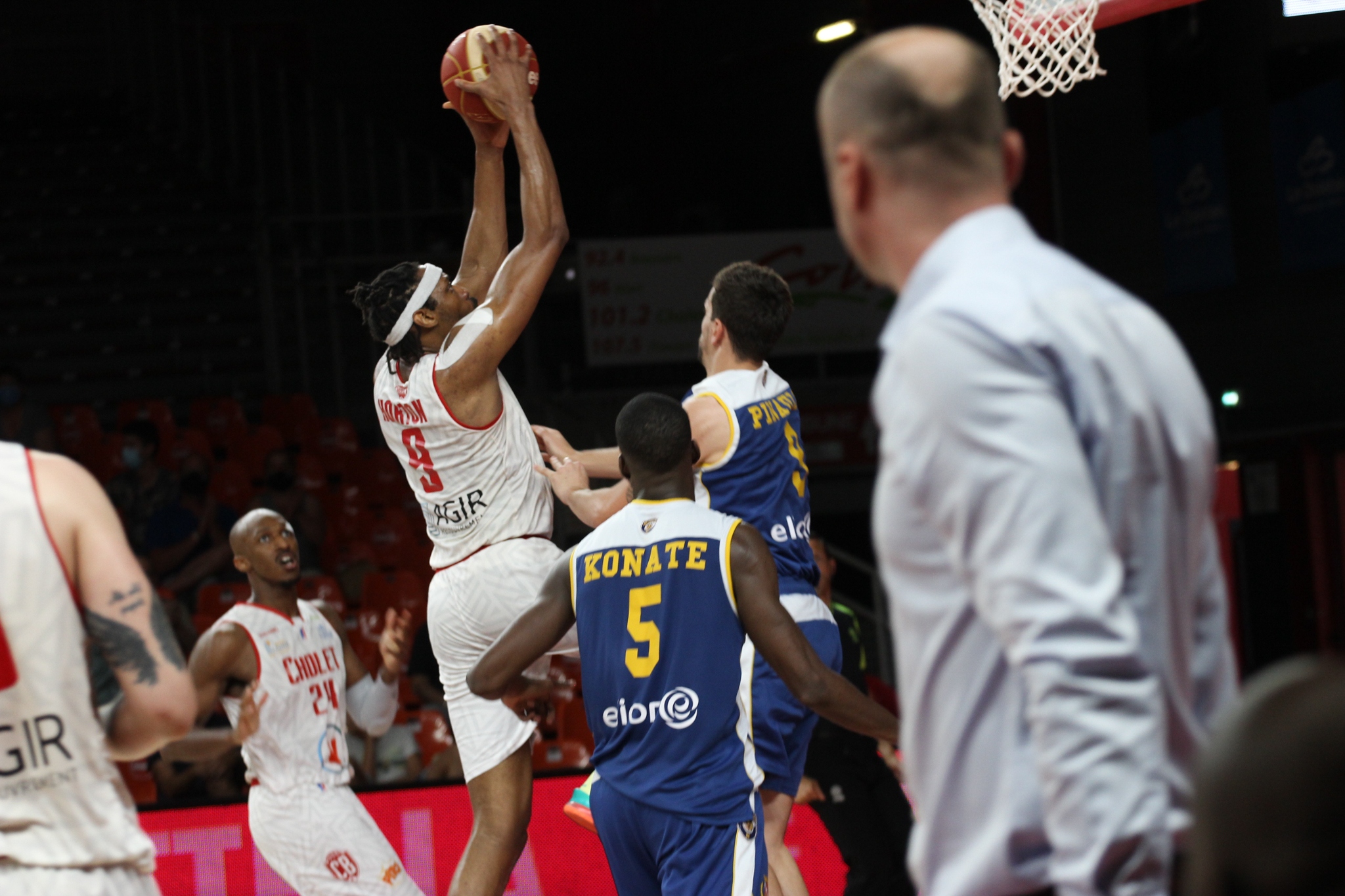 Chris HORTON VS BOULOGNE-LEVALLOIS METROPOLITAINS