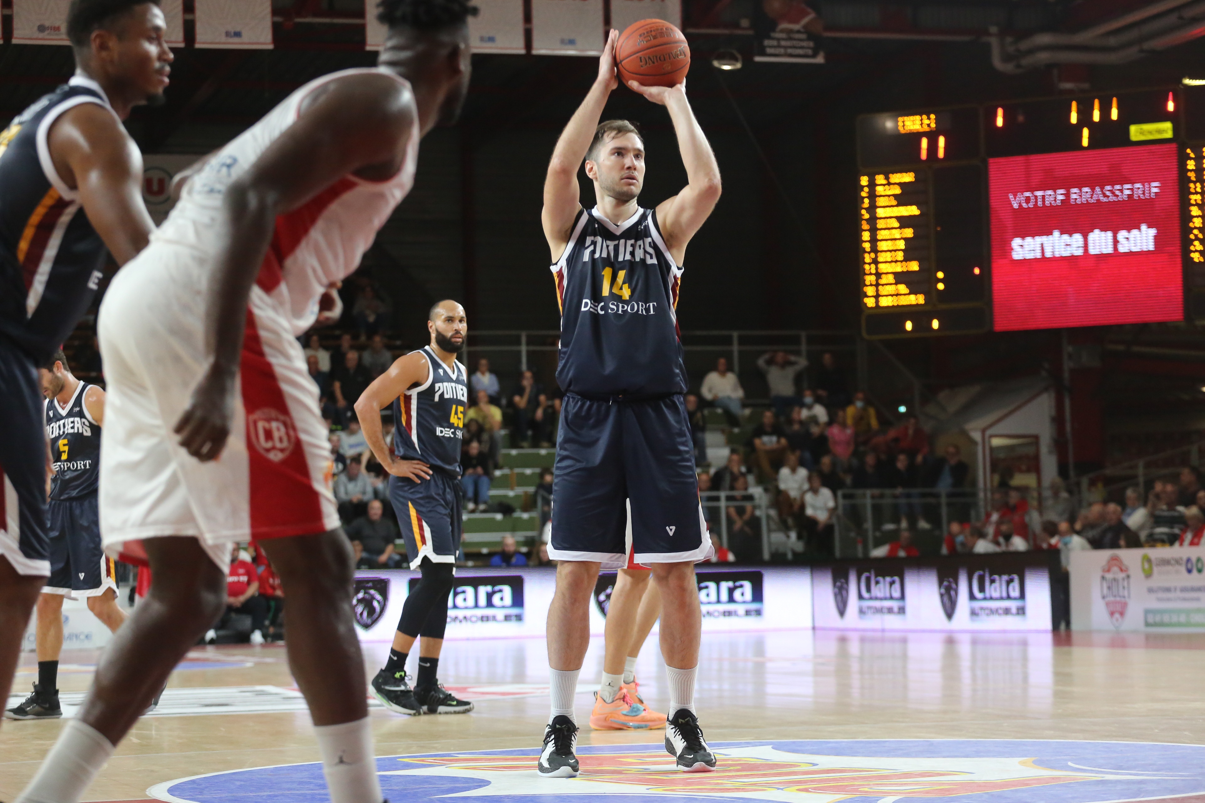 Cholet Basket vs Poitiers (19/10/21)