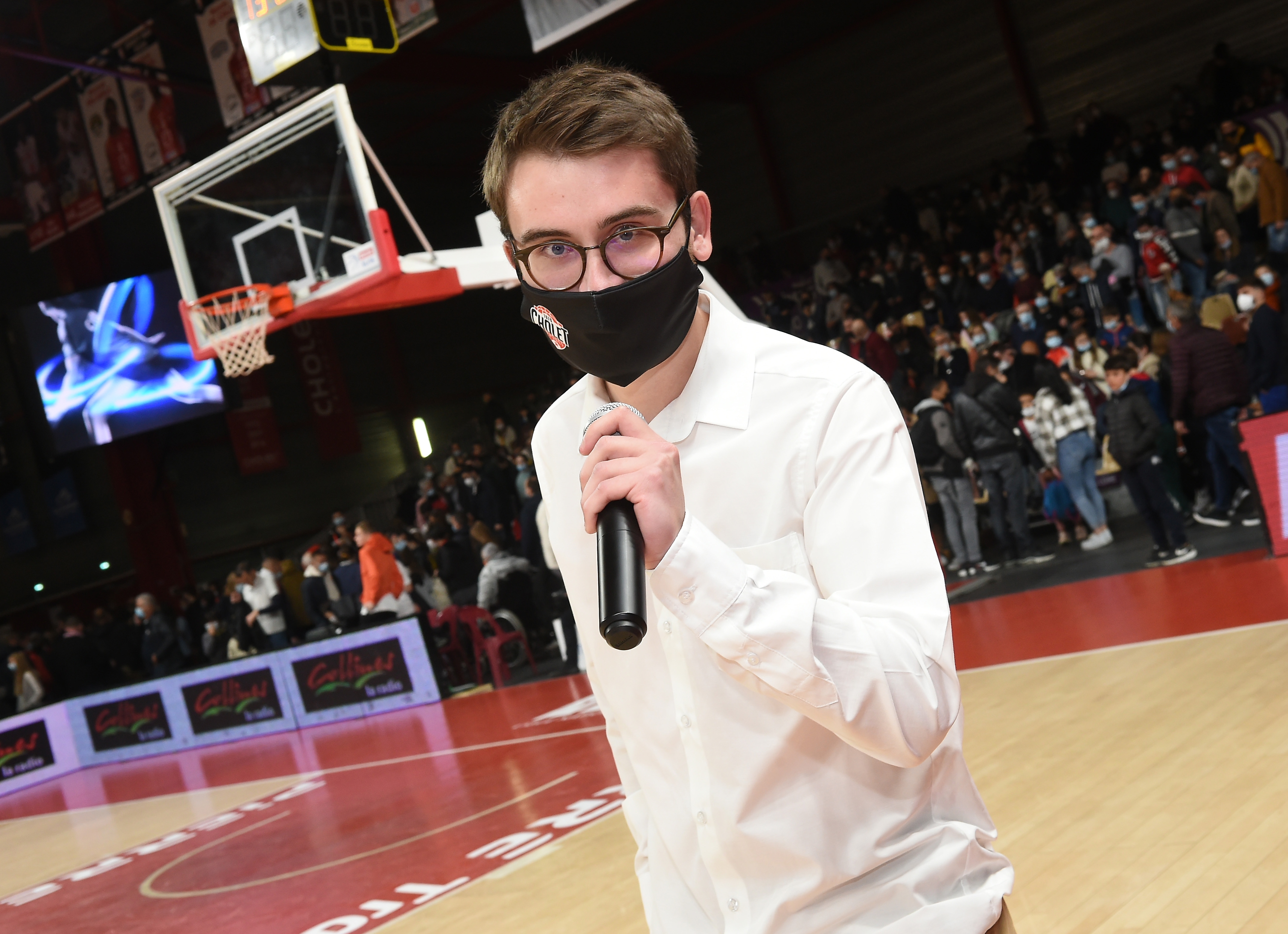 Alexis Onillon-Cousin speaker du match - © Etienne Lizambard