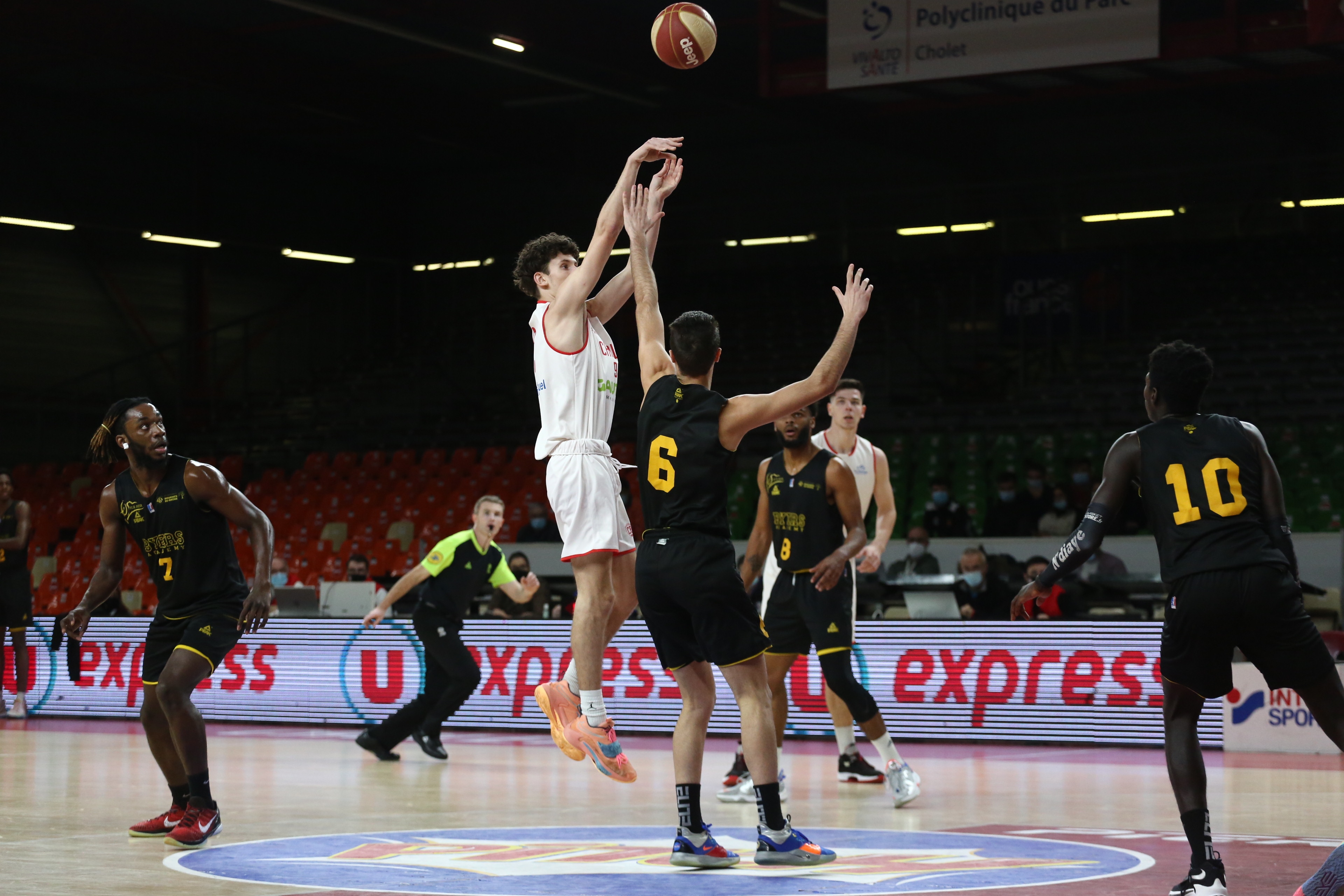 Matéo Valton vs Fos Provence Basket (18/12/2021)