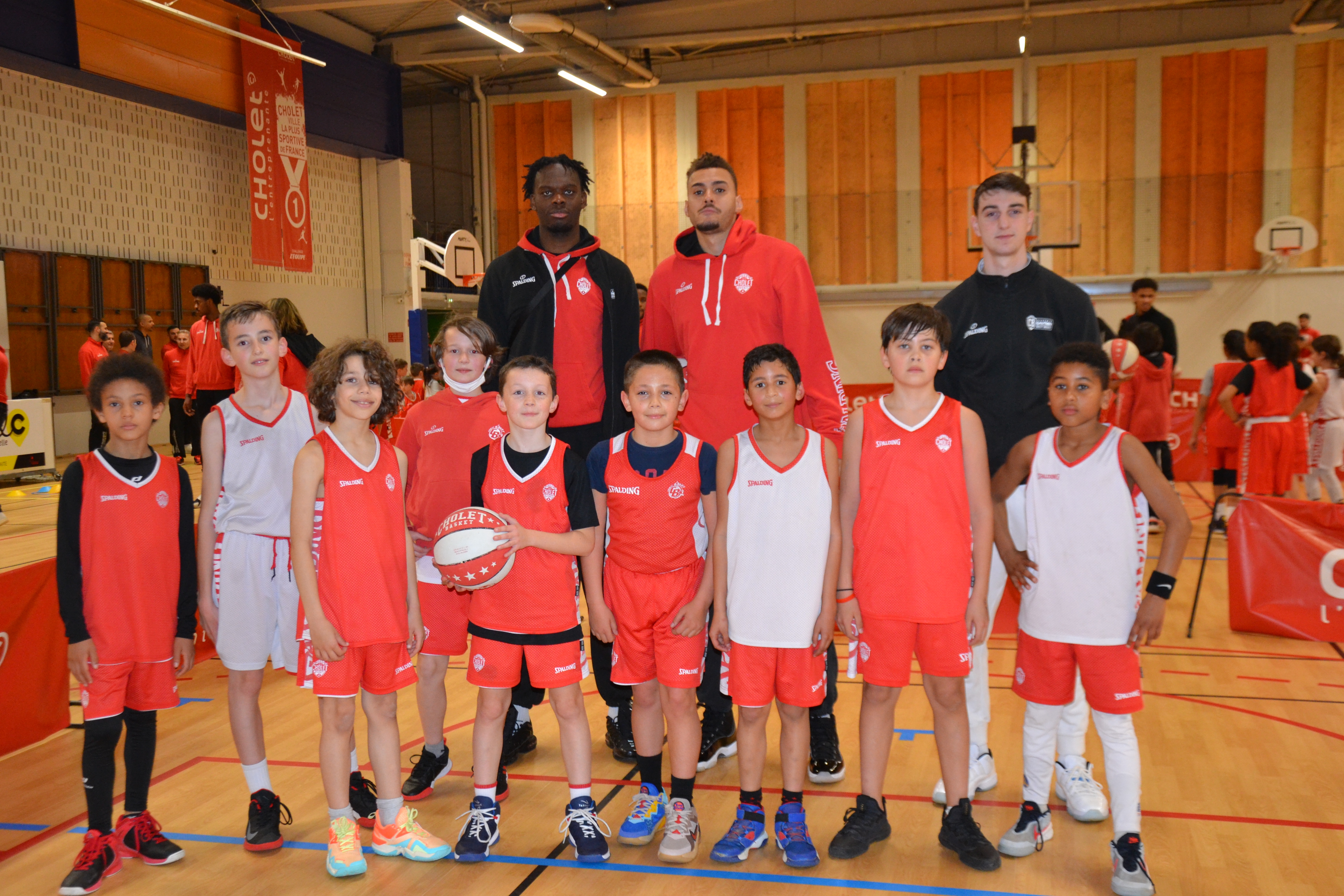 Yoan Makoundou, Kennedy Meeks et Thomas Llaury