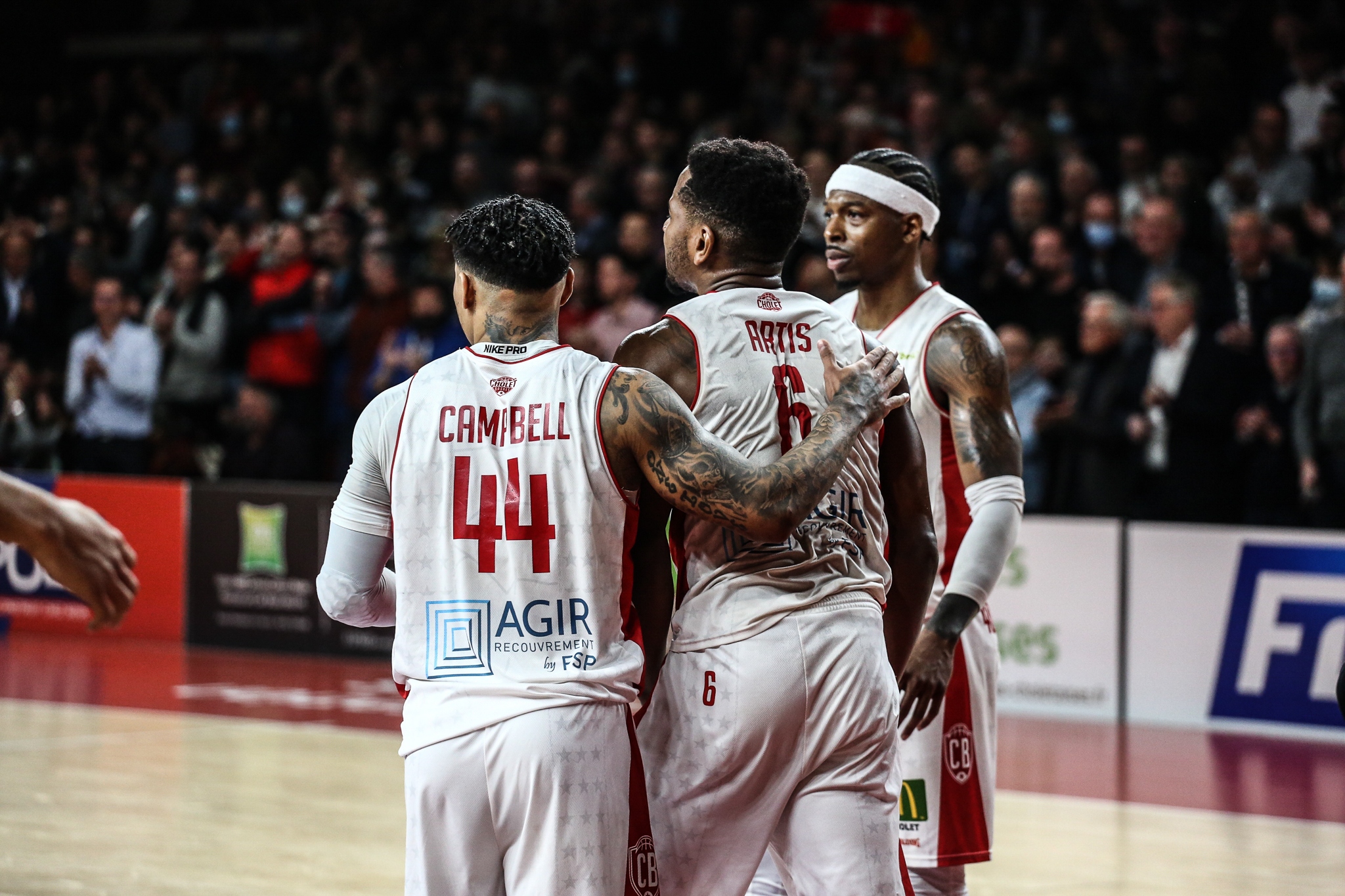 T.J. Campbell, Dominic Artis et Darrin Govens vs Strasbourg (02-04-2022)