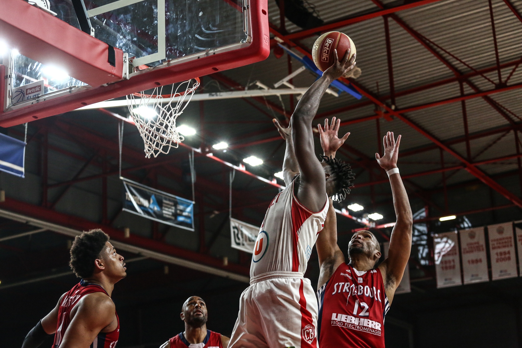 Nianta Diarra vs Strasbourg (02-04-2022) 