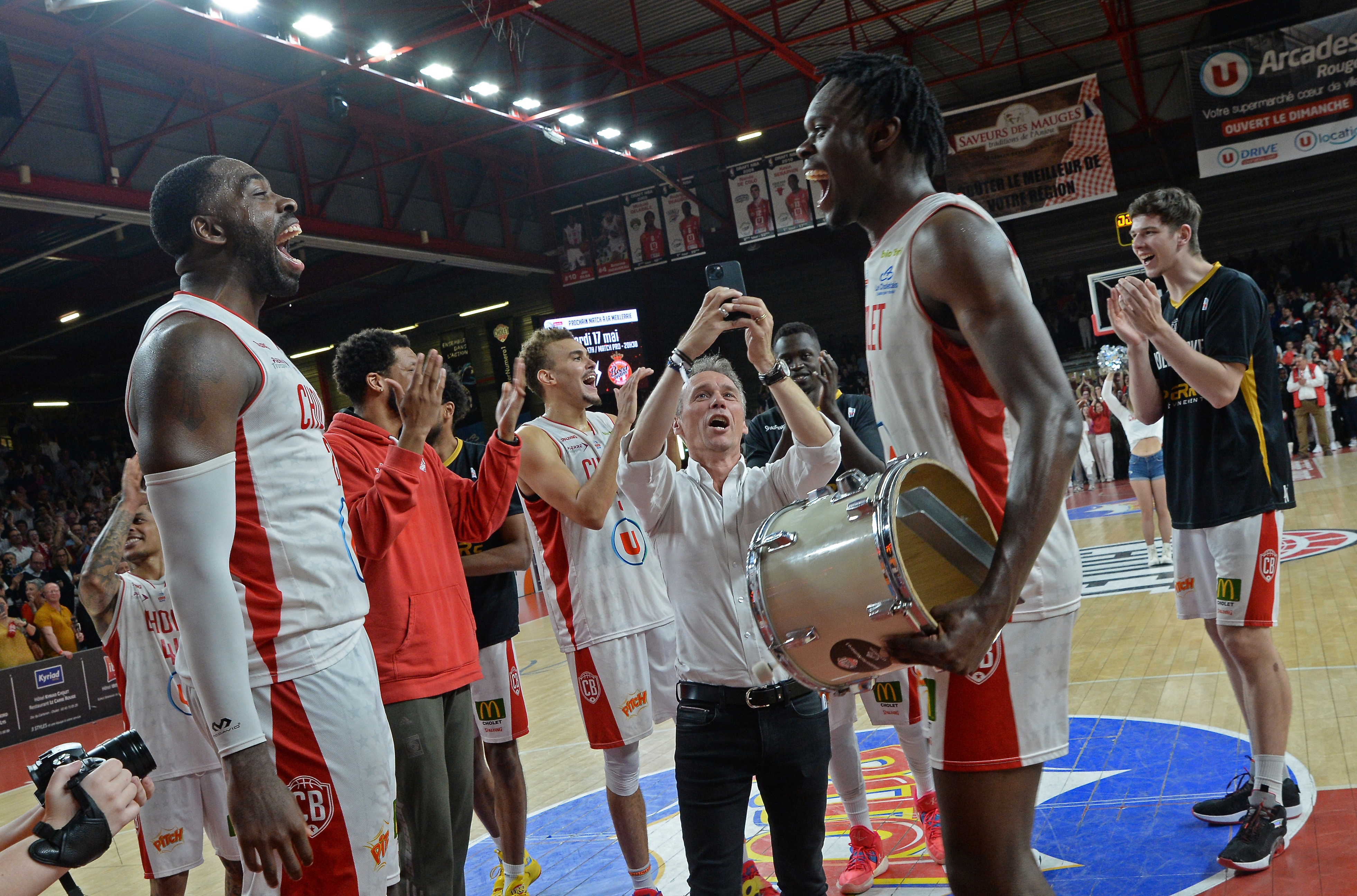 O.D. Anosike et Yoan Makoundou vs Boulogne-Levallois 03-05-22