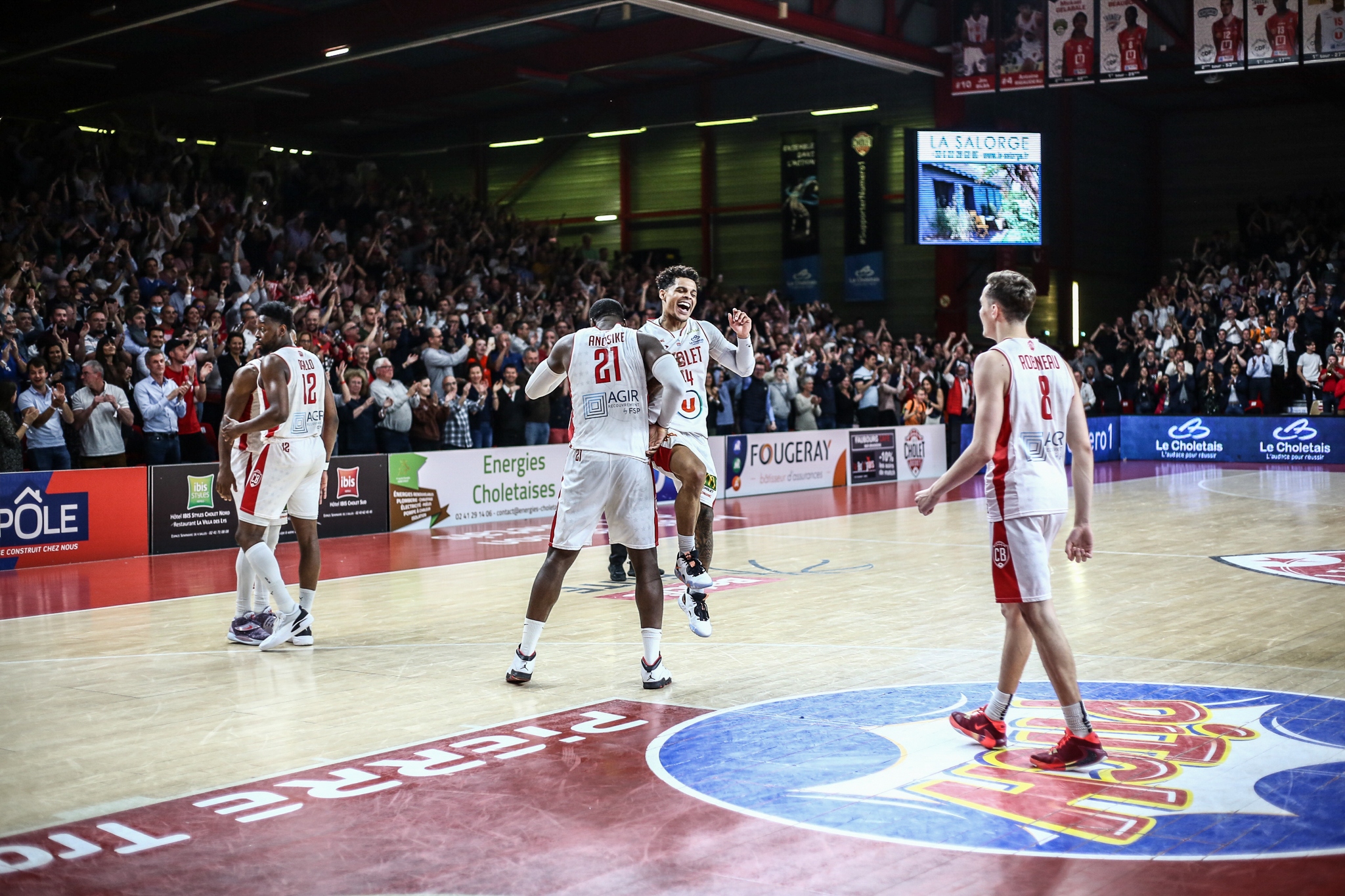 T.J. Campbell et O.D. Anosike vs Boulogne-Levallois 03-05-22