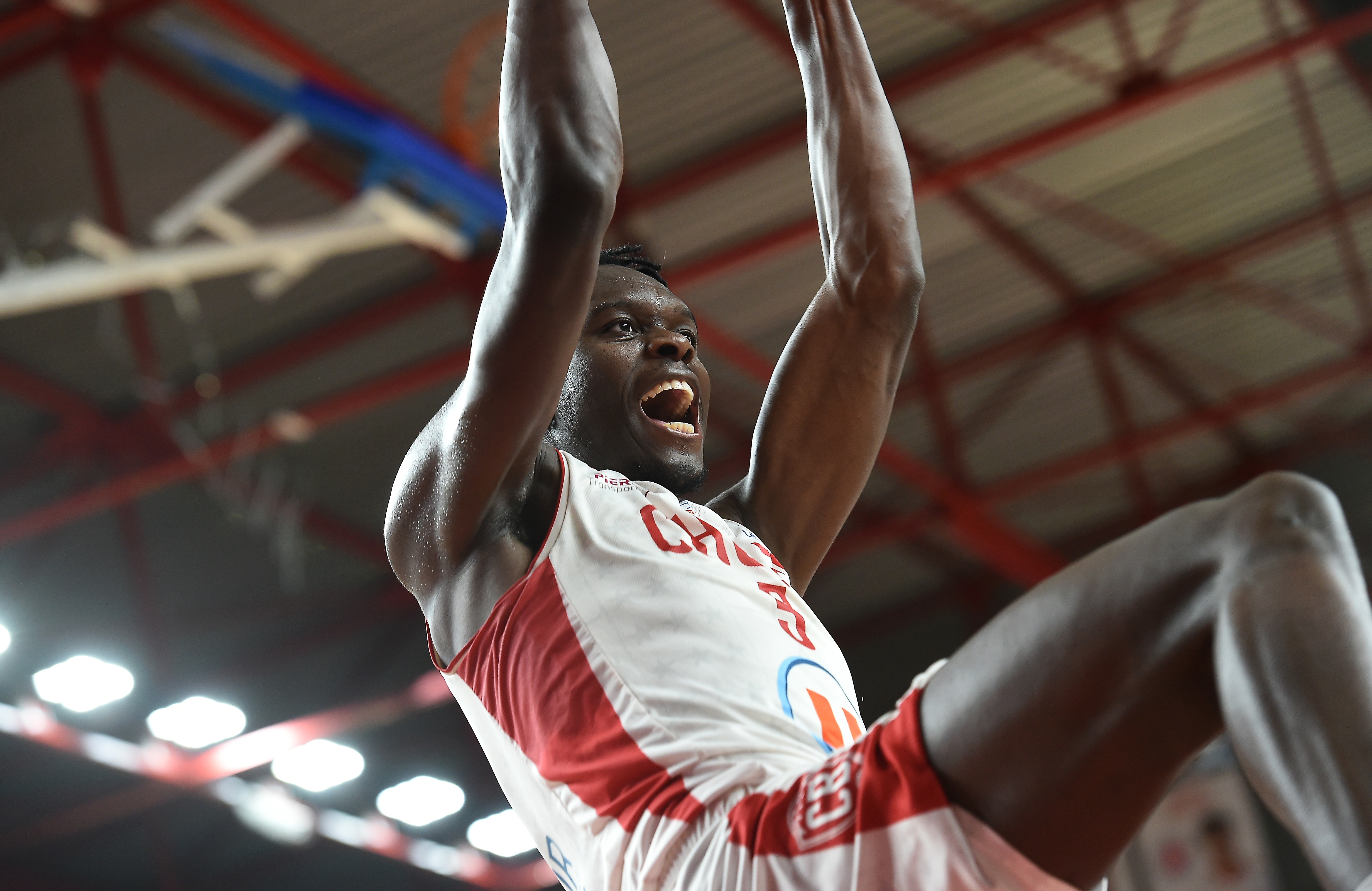 Yoan Makoundou vs BOULOGNE-LEVALLOIS (03-05-22)