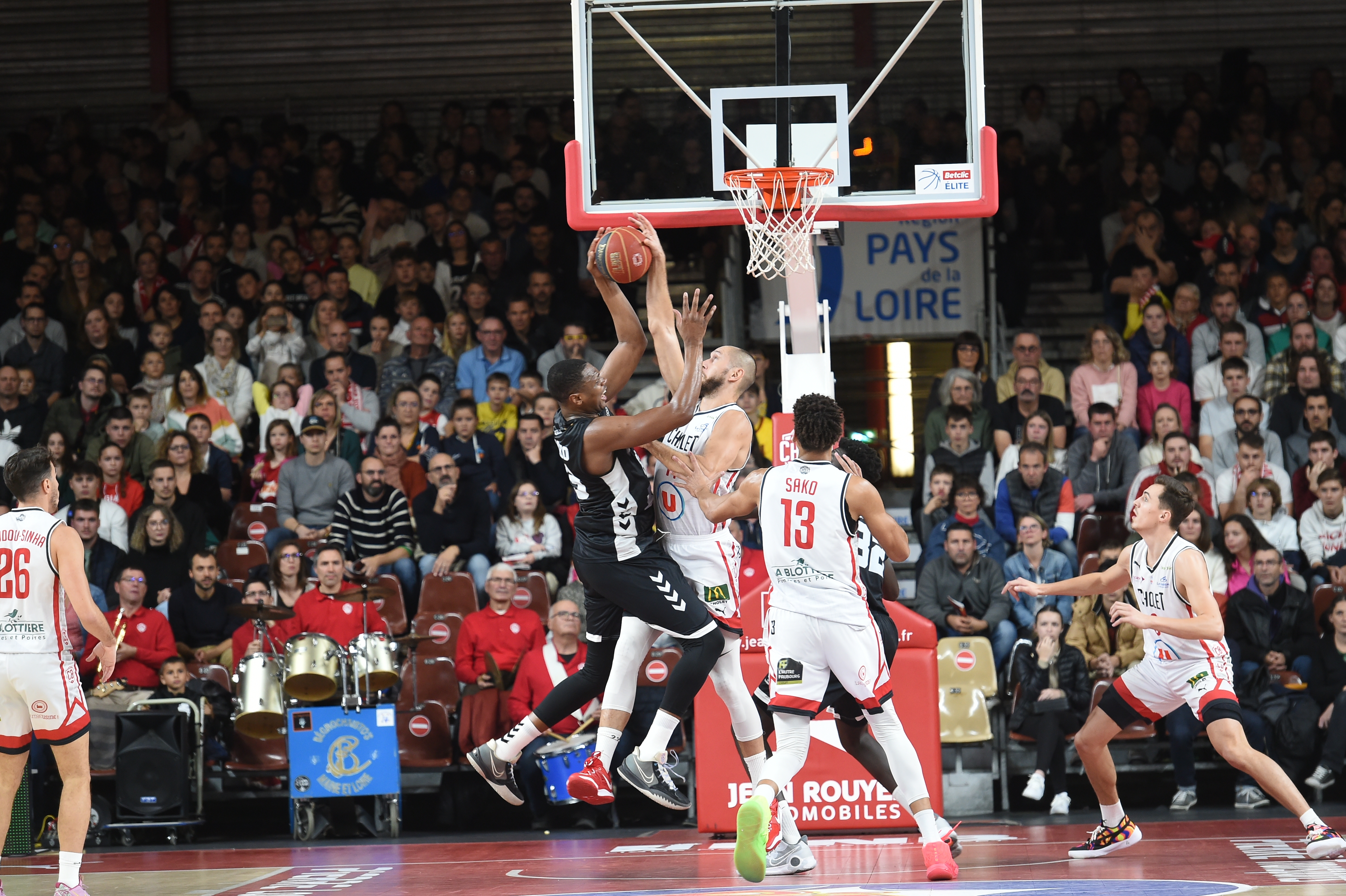 Cholet Basket vs Pau-Lacq-Orthez (05-11-22)