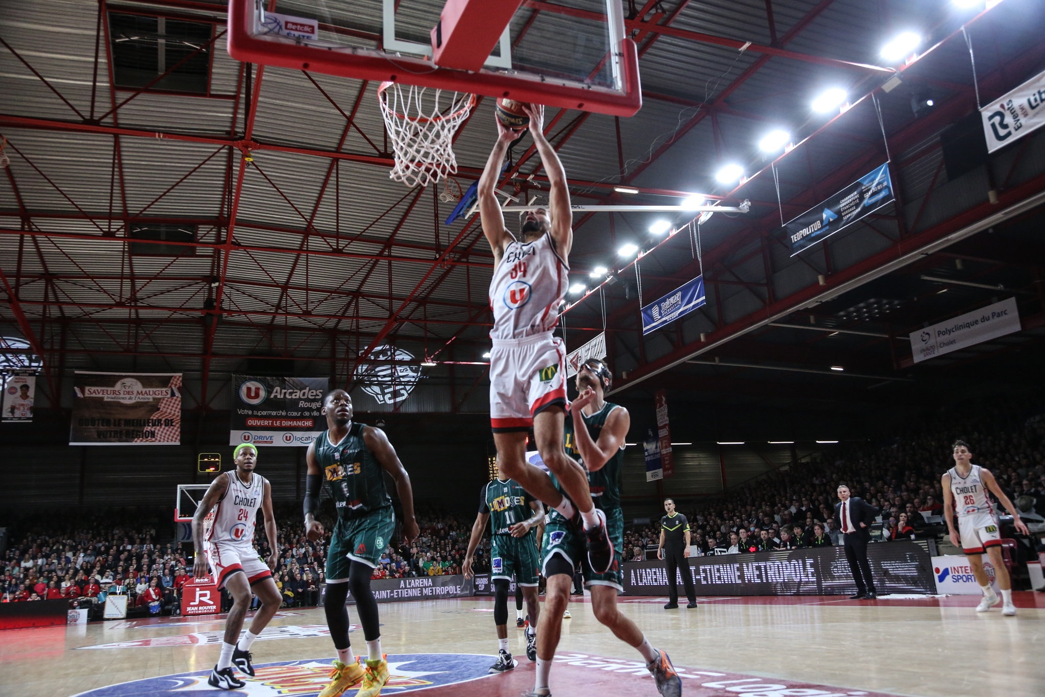 Perry Ellis vs Limoges (27-12-22)