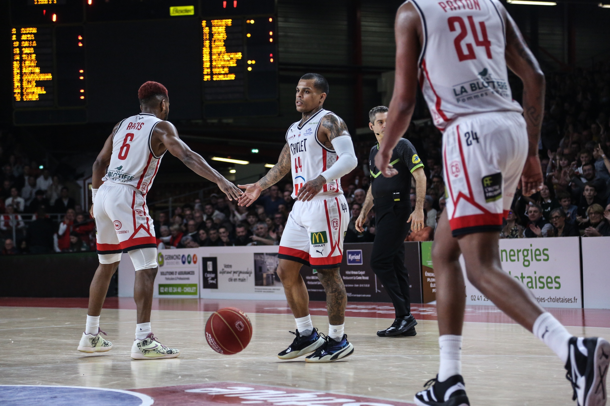 Dominic Artis et T.J. Campbell - © Melvyn Augas