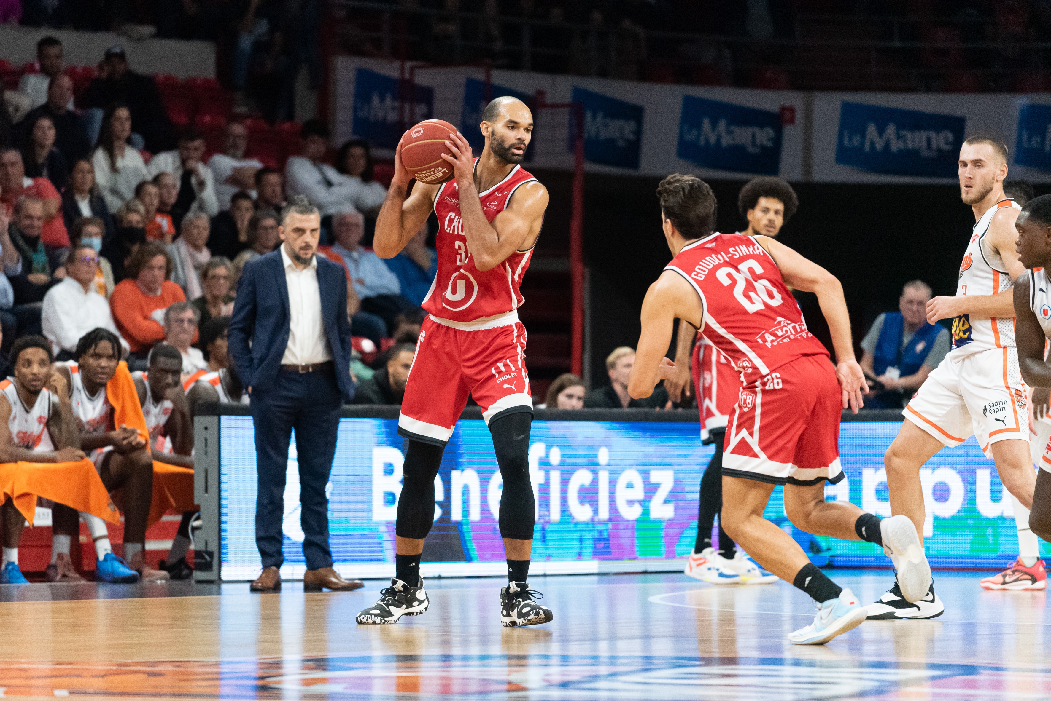 Perry Ellis vs Le Mans (04/10/22)