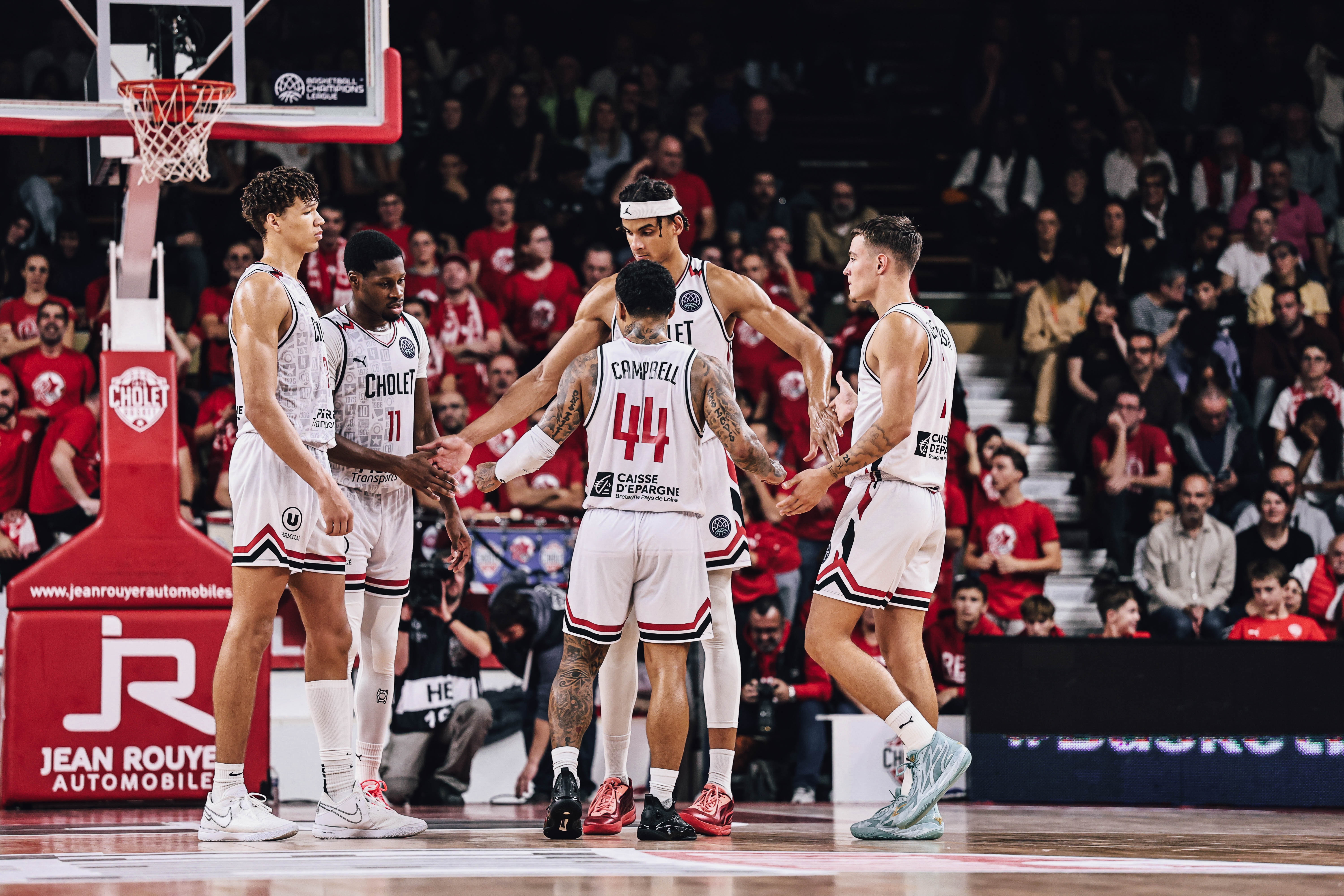 Tidjane Salaün, T.J. Campbell, Nathan De Sousa, Neal Sako et Gerald Ayayi ©MELVYN AUGAS