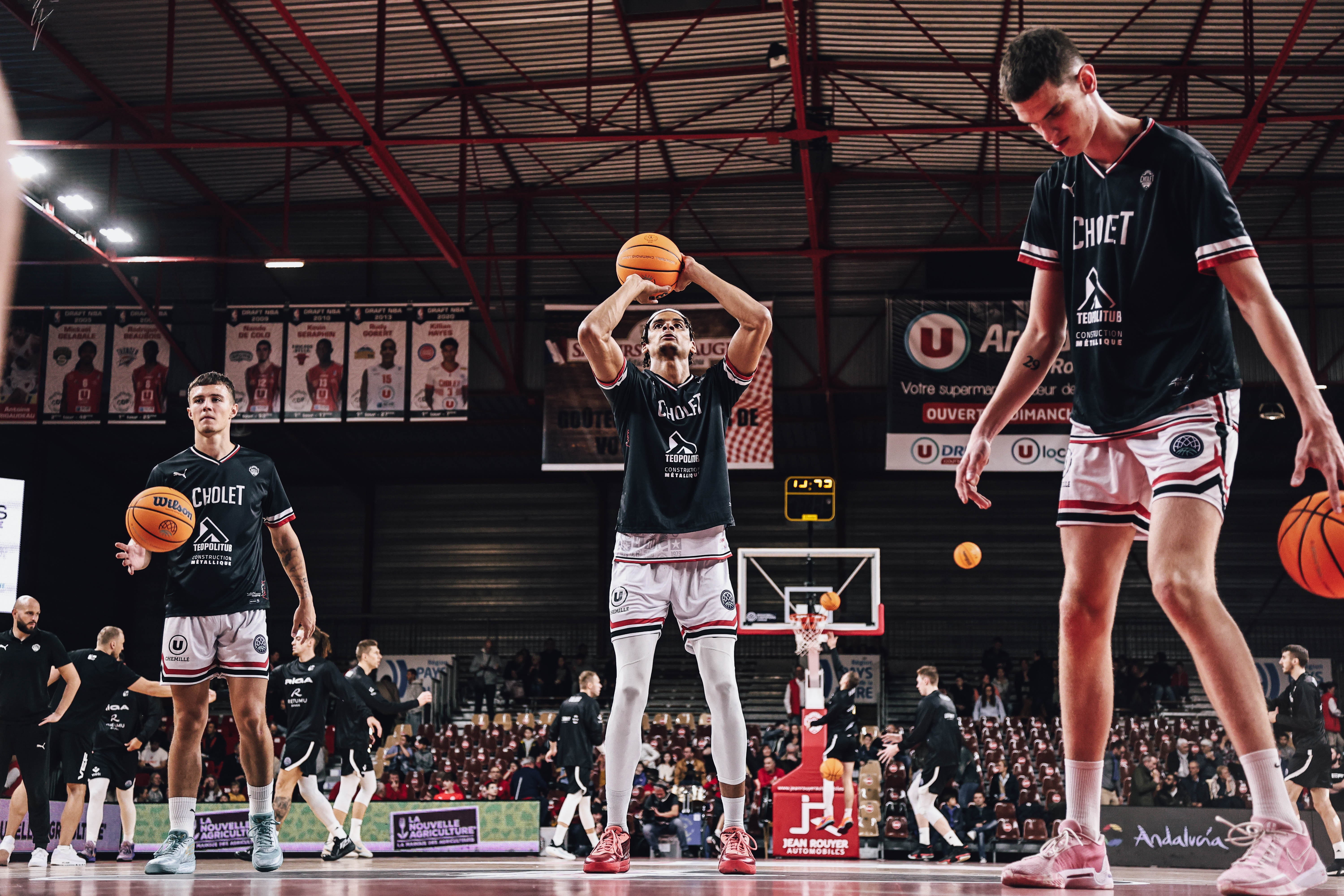 Nathan De Sousa, Neal Sako et Amaël L'Etang ©MELVYN AUGAS