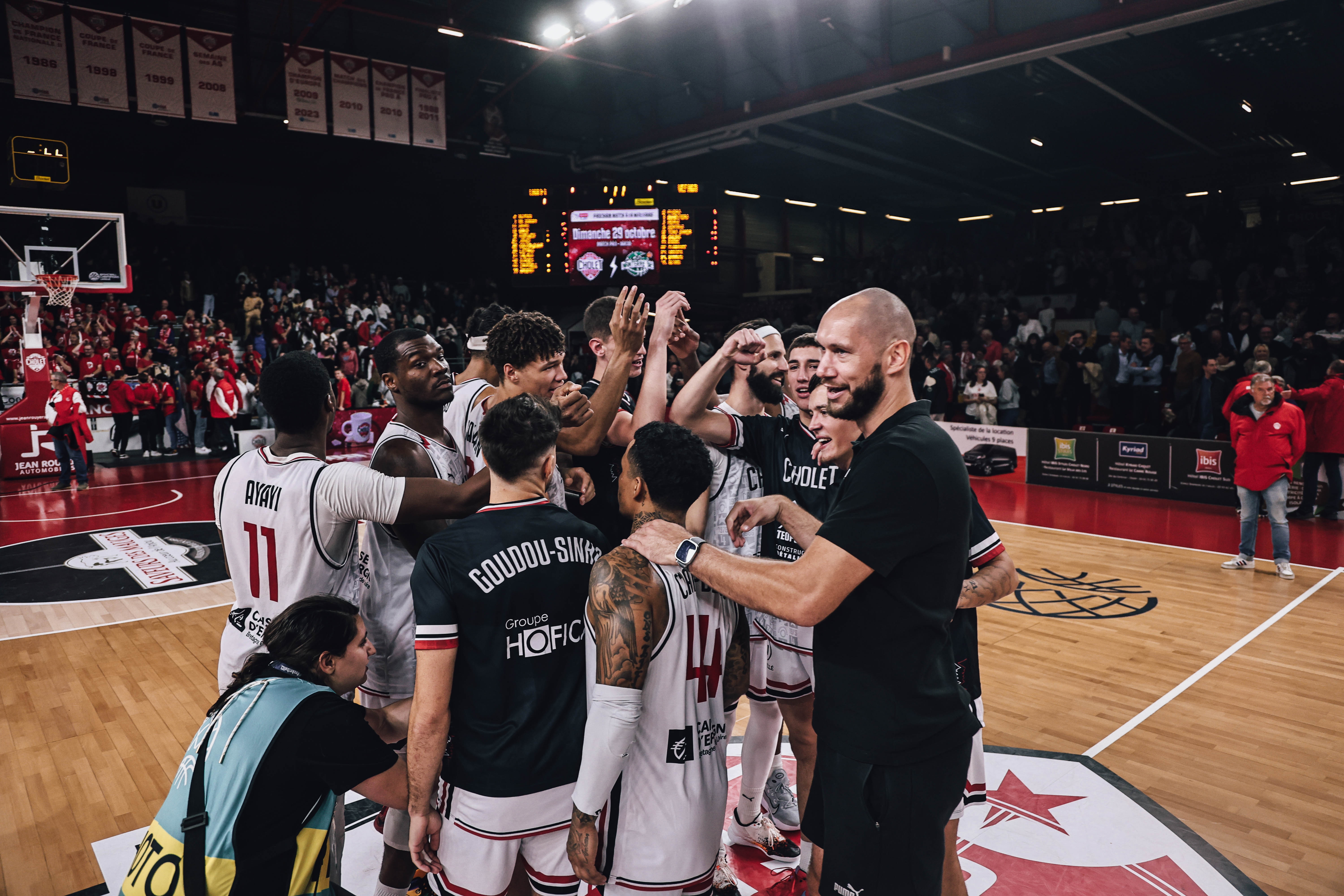 T.J. Campbell, Enzo Goudou-Sinha, Gerald Ayayi, Jalen Jones, Tidjane Salaün, Kim Tillie ©MELVYN AUGAS