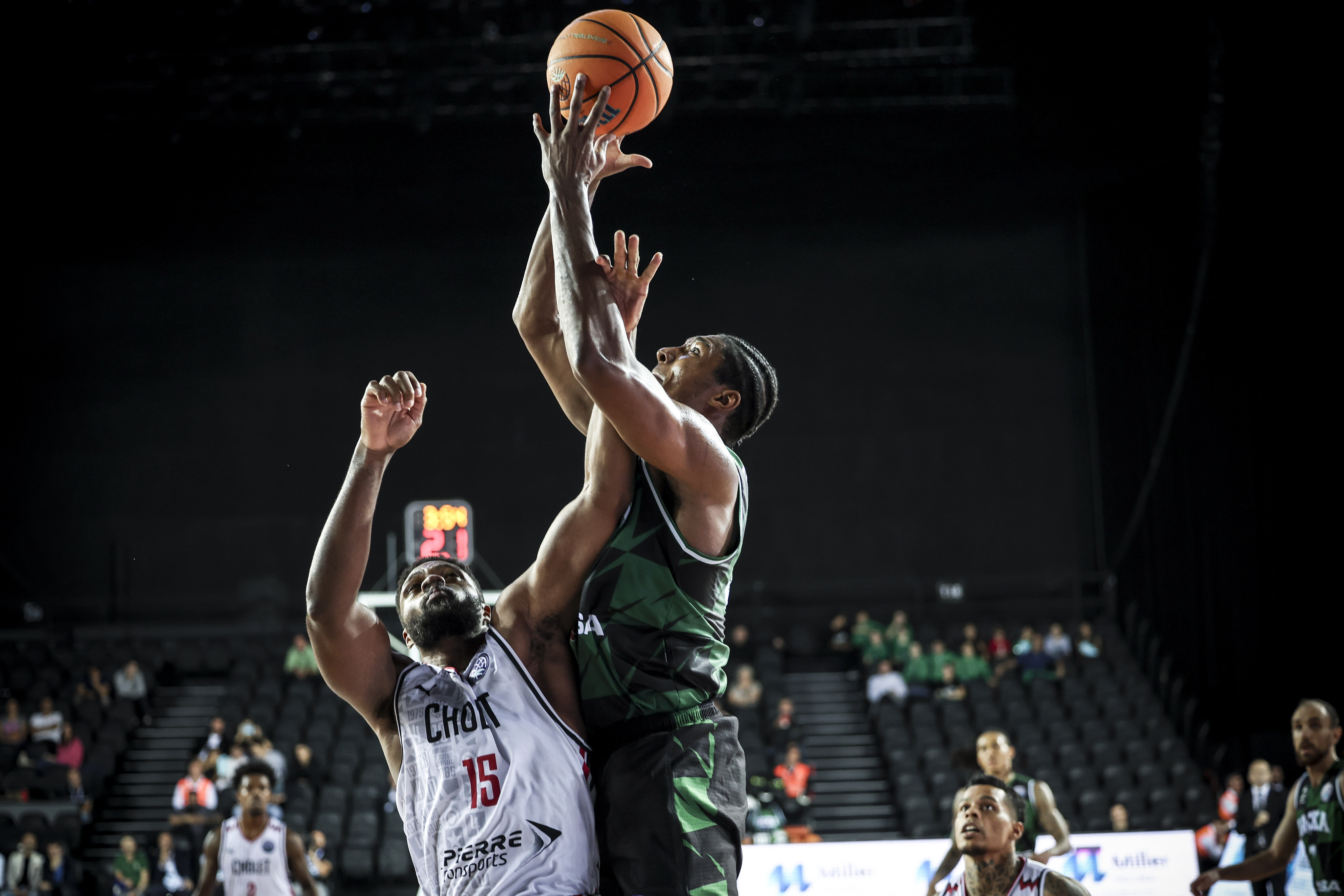 Emmanuel Nzekwesi ©Basketball Champions League