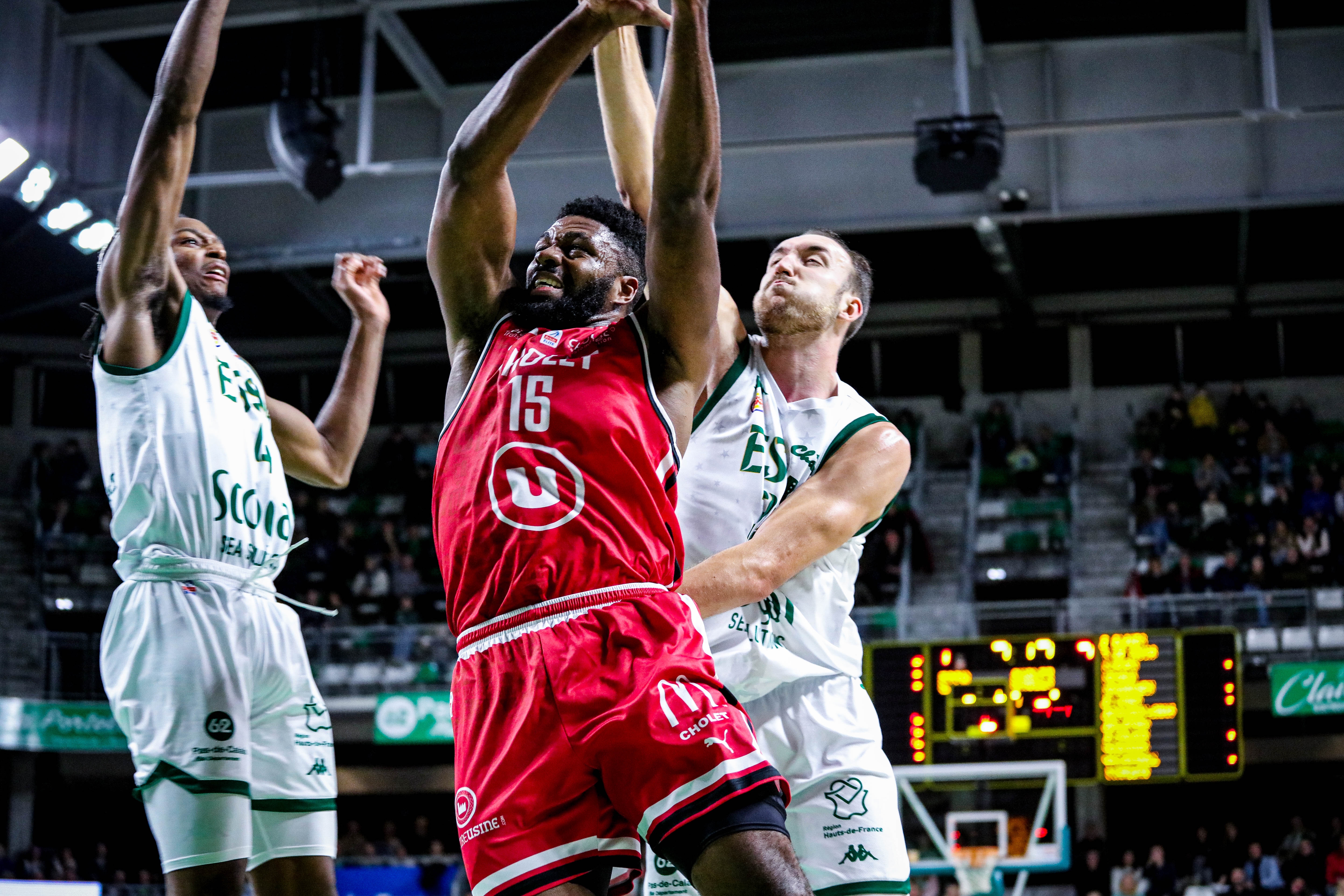 Emmanuel Nzekwesi ©Pauline Ledez