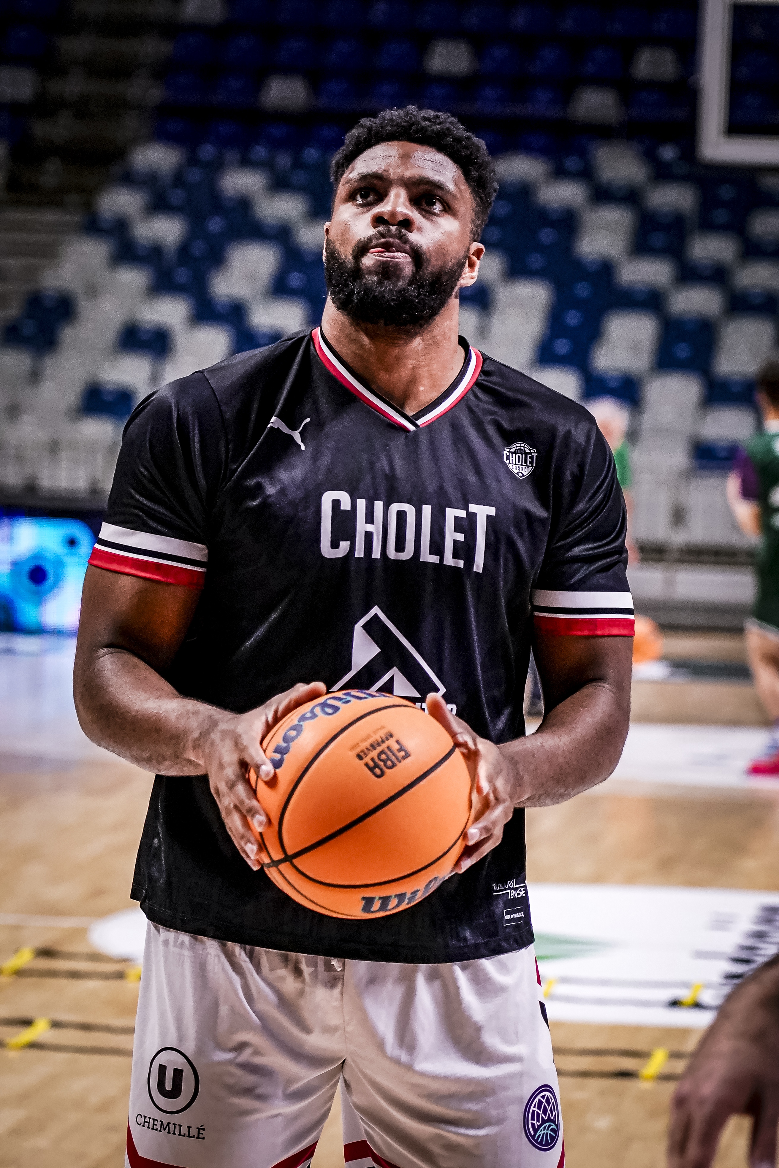 Emmanuel NZEKWESI ©BASKETBALL CHAMPIONS LEAGUE