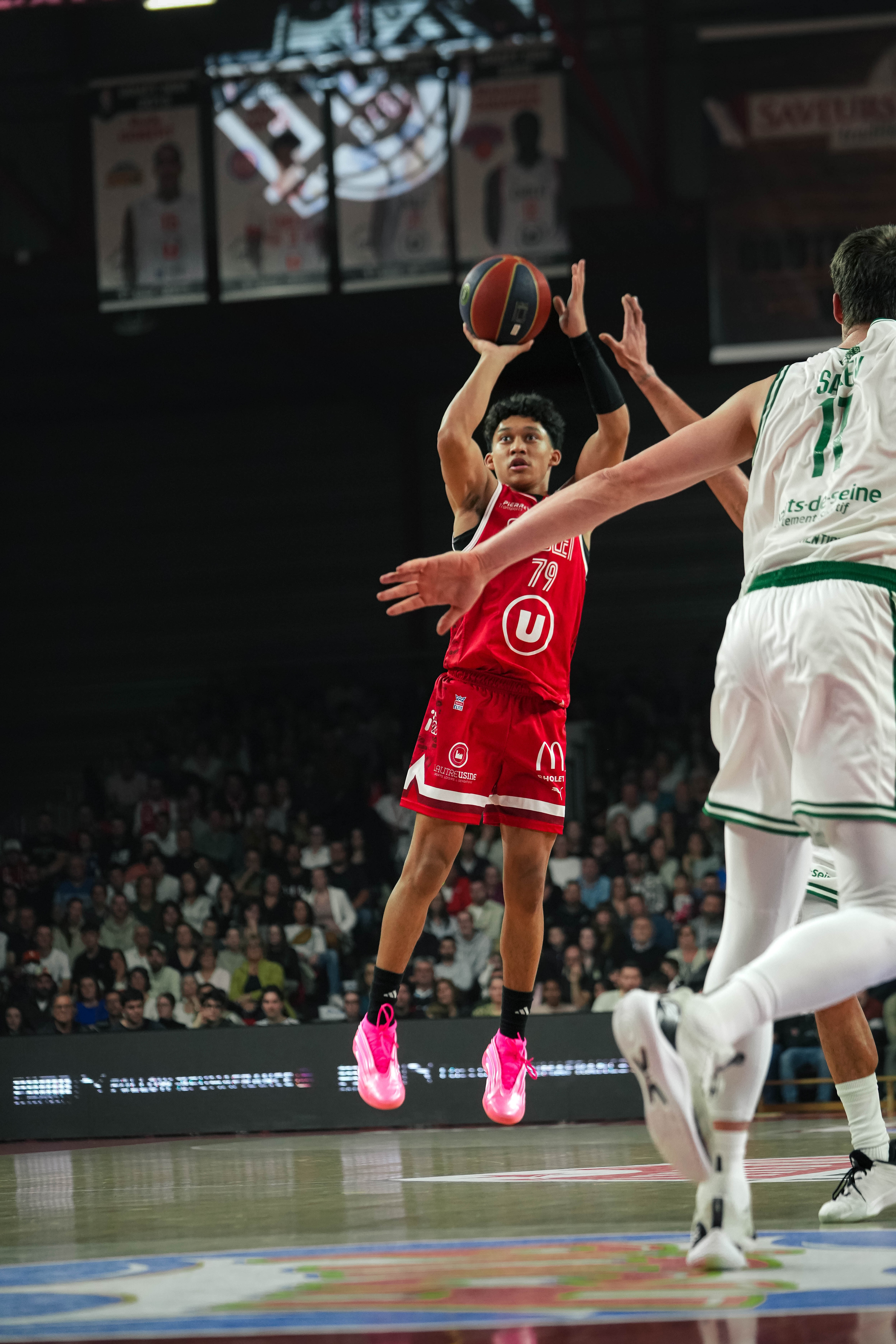 Aaron Towo Nansi ©revioo.mov