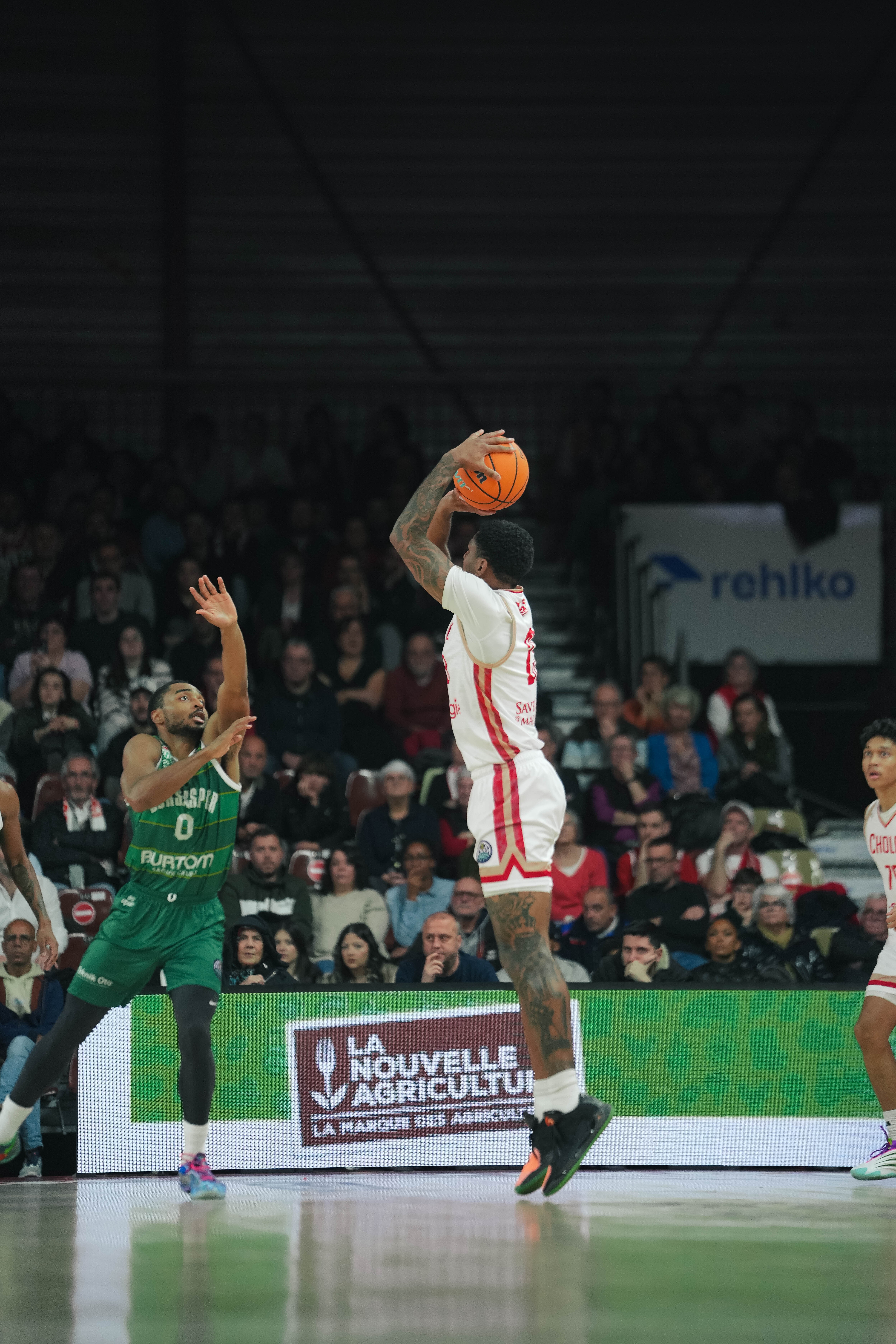 Chibuzo AGBO ©revioo.mov