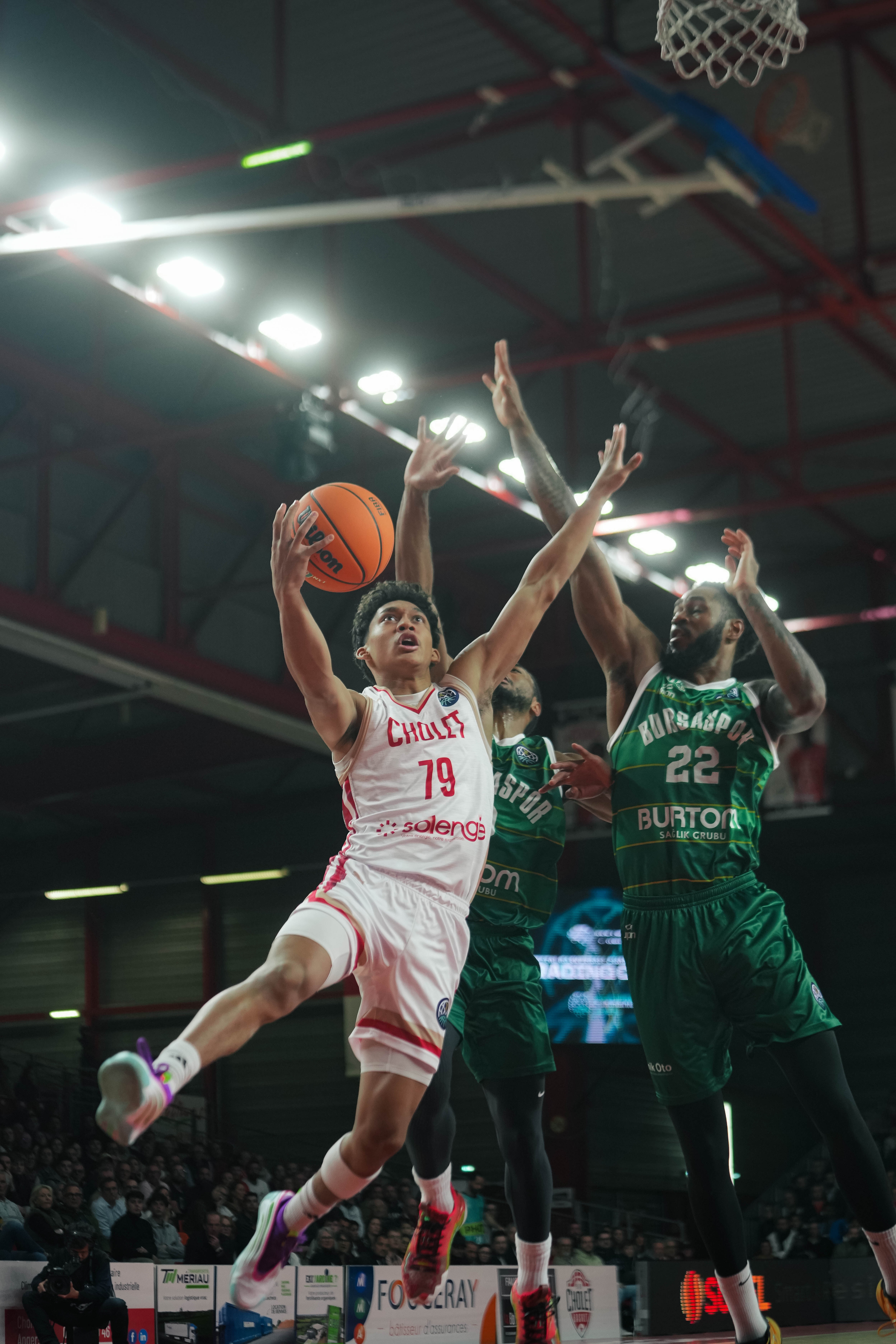 Aaron TOWO-NANSI ©revioo.mov