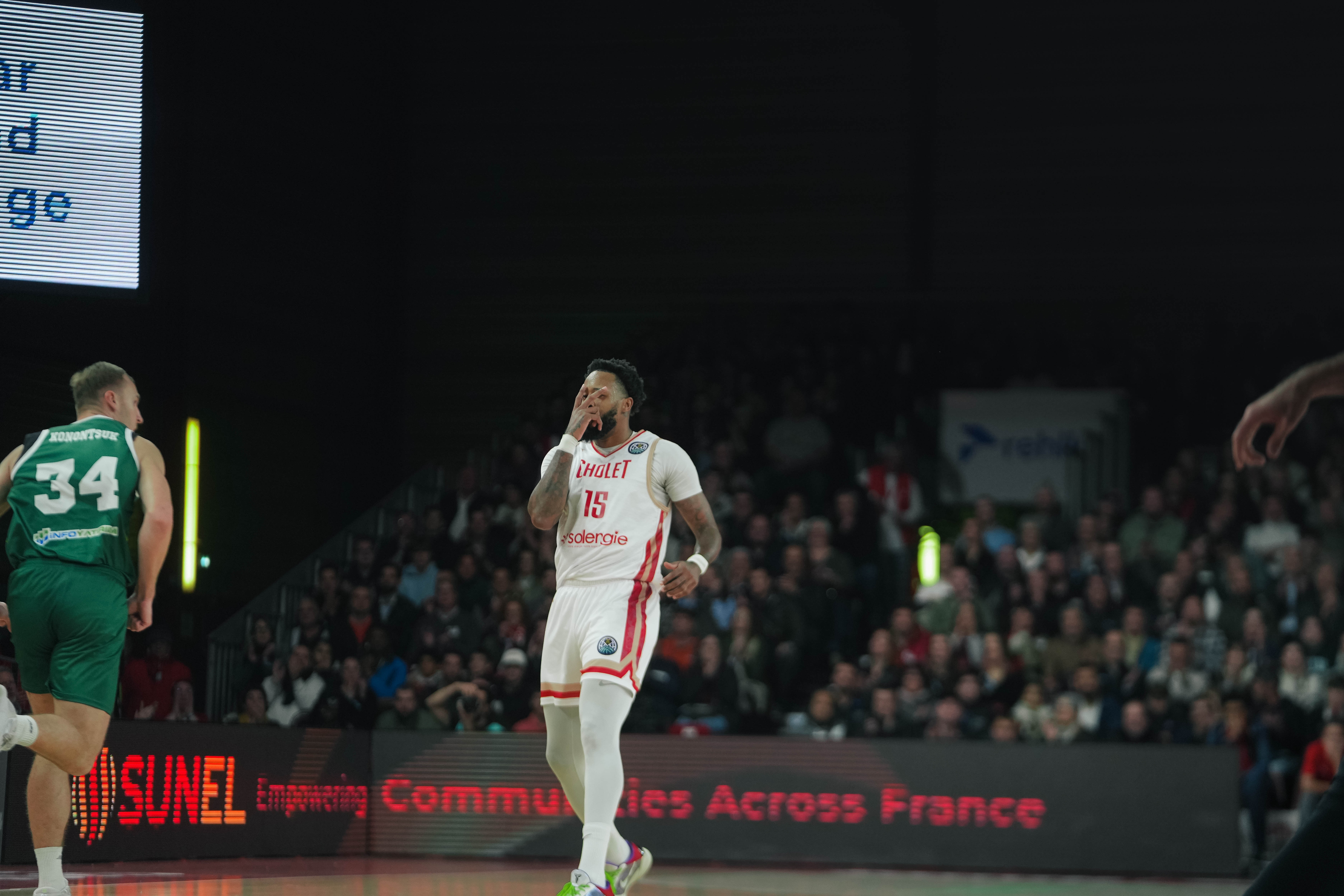 Isaiah MILES ©revioo.mov