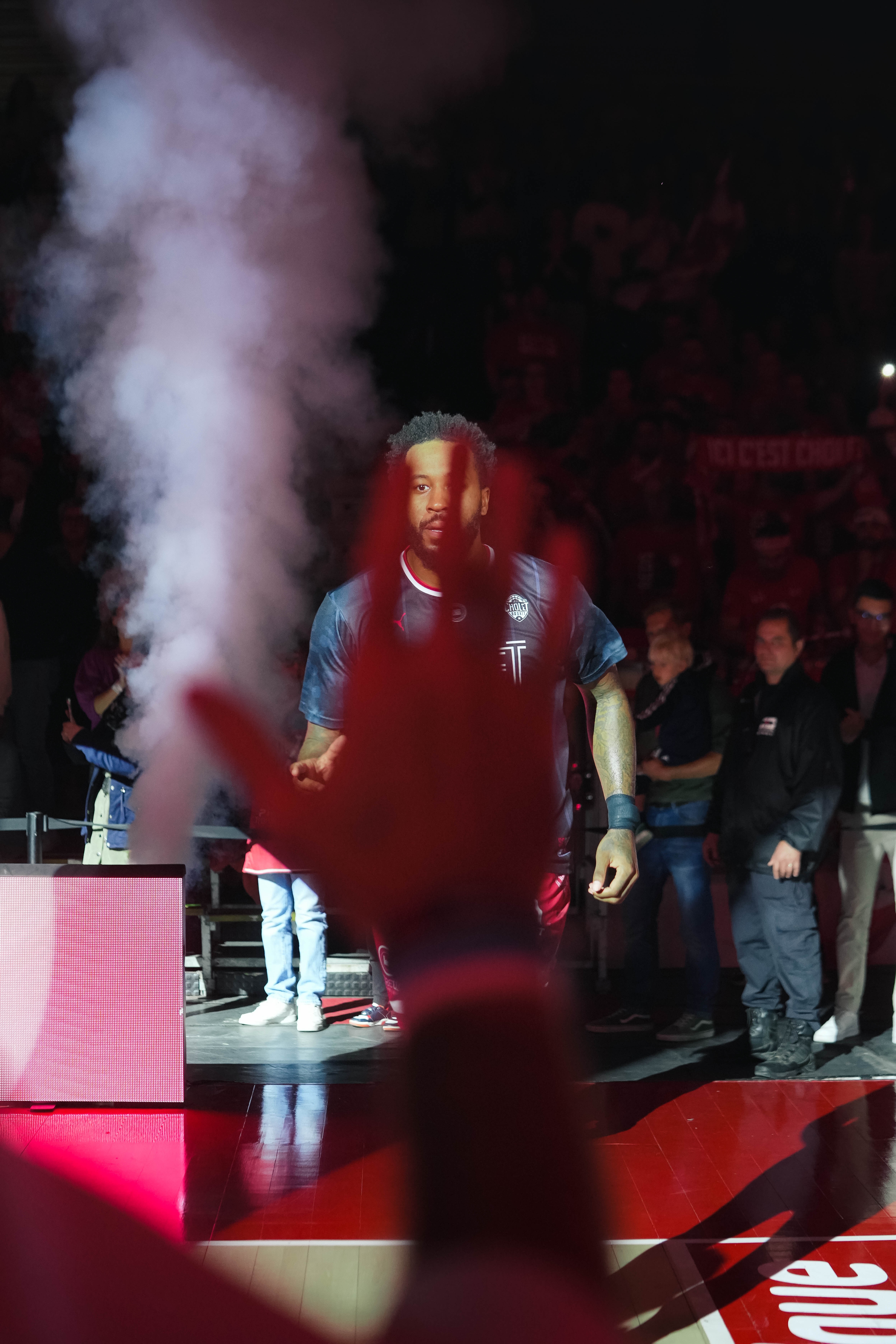 Isaiah Miles ©revioo.mov